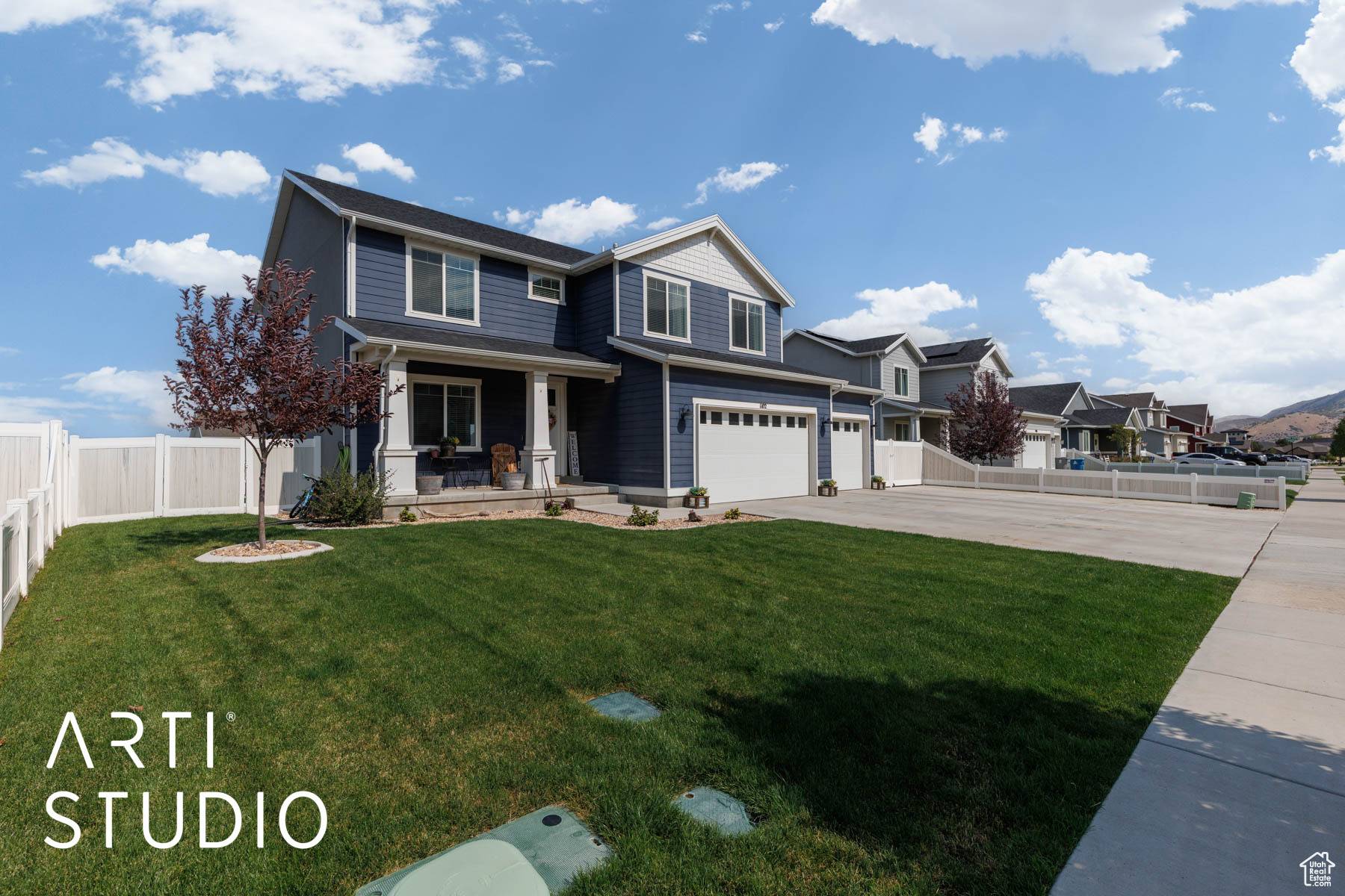Santaquin, UT 84655,1102 S RED BARN VIEW DR