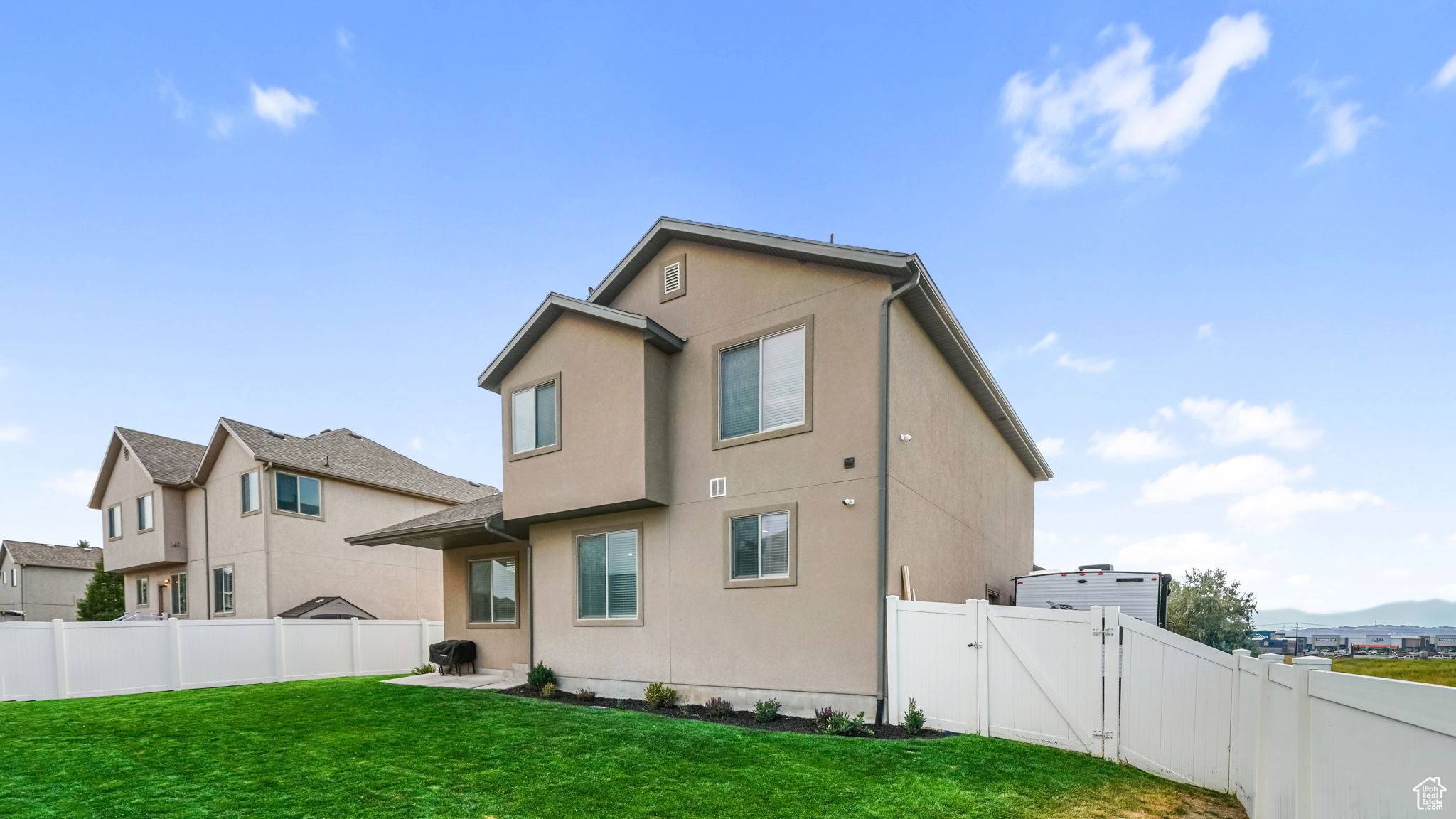 Saratoga Springs, UT 84045,802 N DEVONSHIRE DR