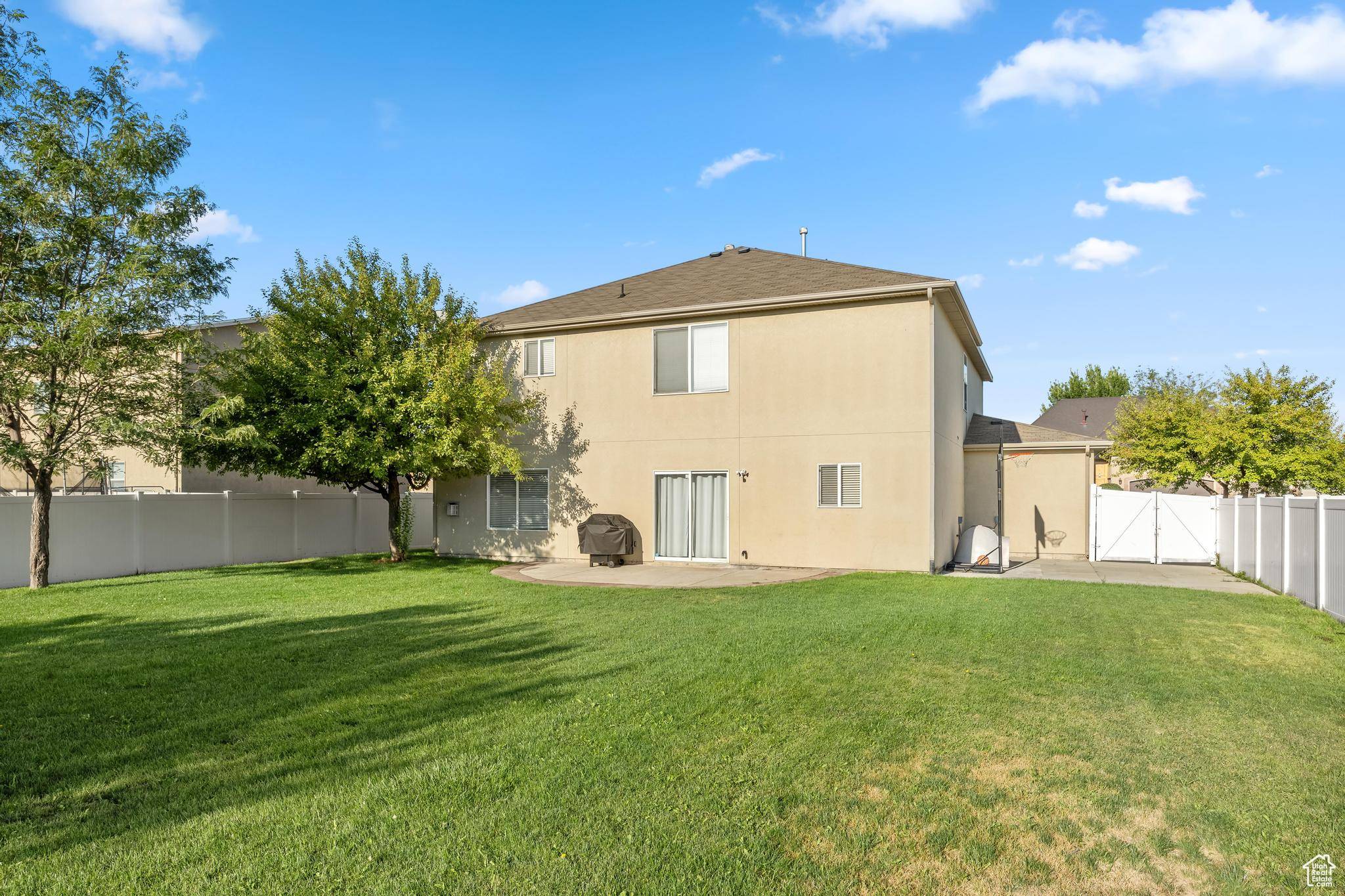 Lehi, UT 84043,295 S WILLOW LN