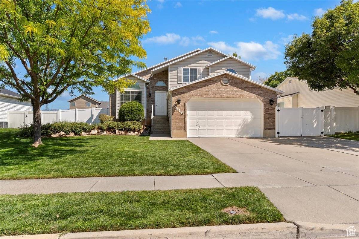 Roy, UT 84067,5416 S 3375 W