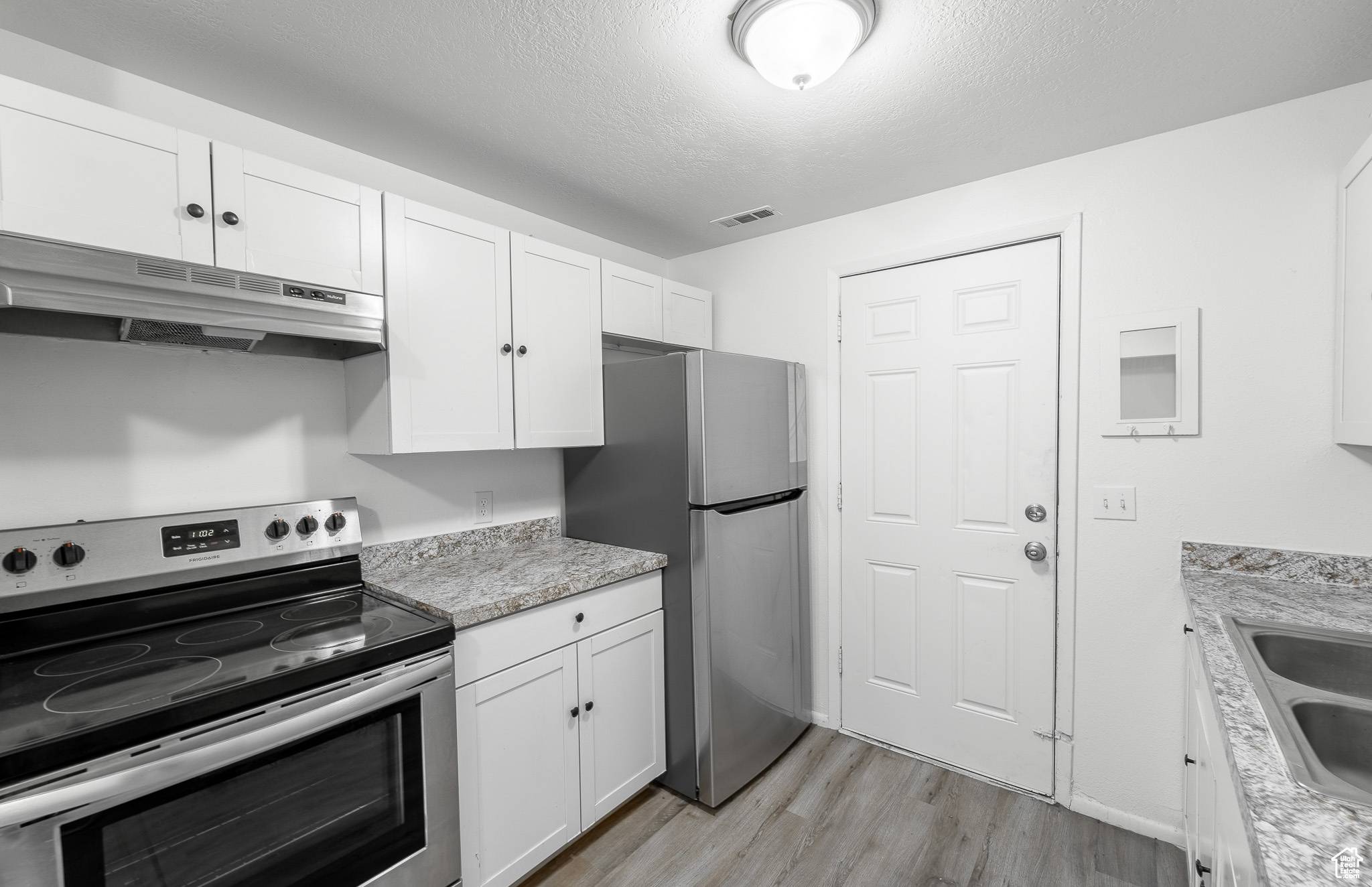 West Valley City, UT 84120,4114 S BLUE JAY ST W