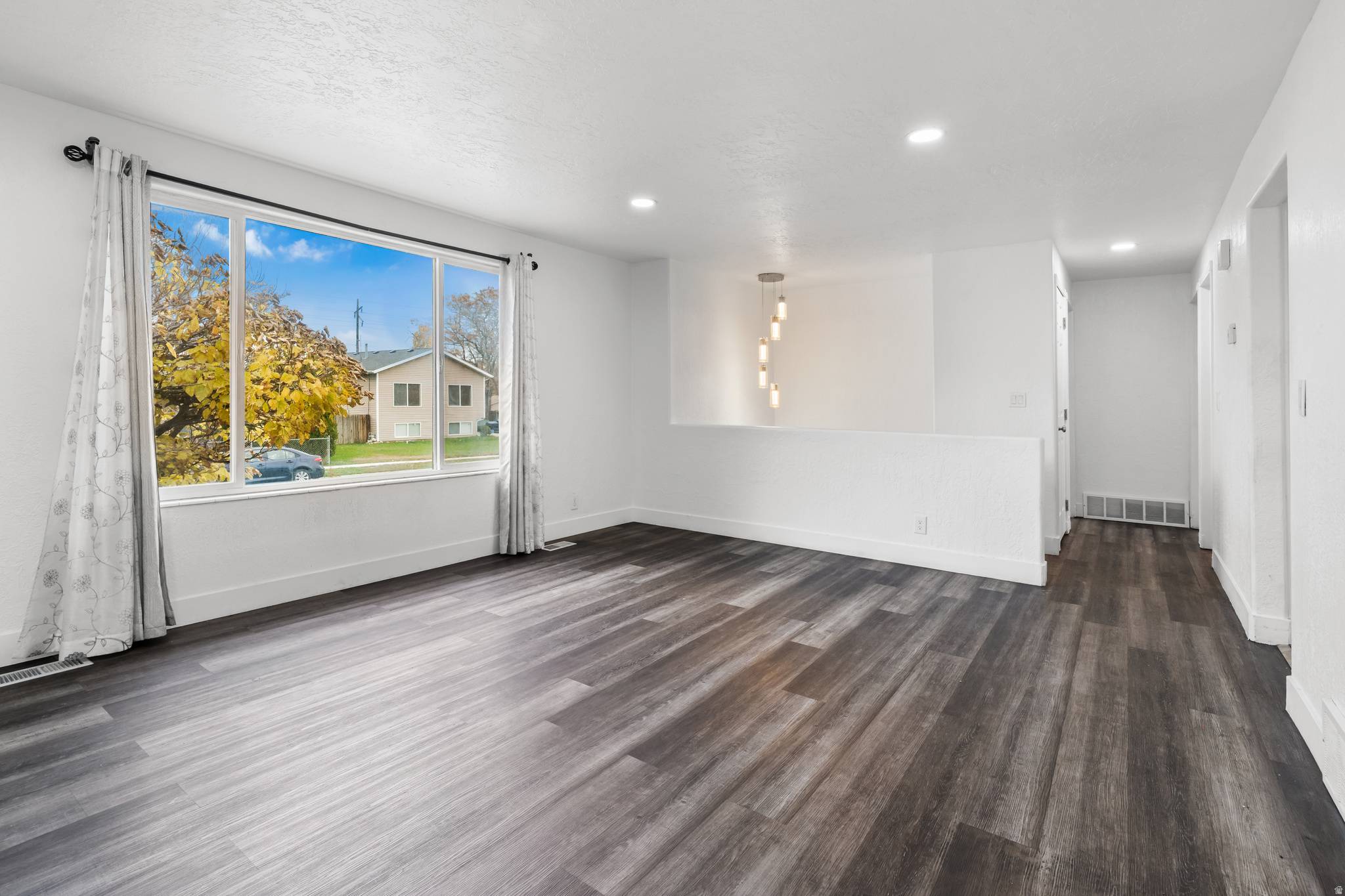 West Valley City, UT 84119,2993 S MAPLE WAY