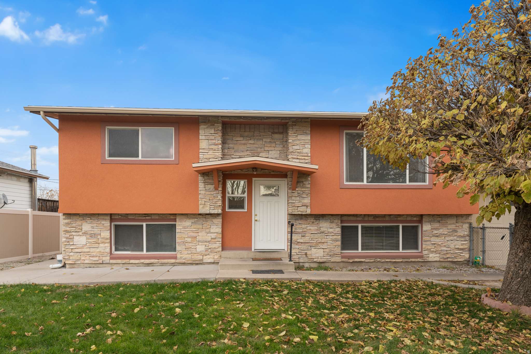 West Valley City, UT 84119,2993 S MAPLE WAY