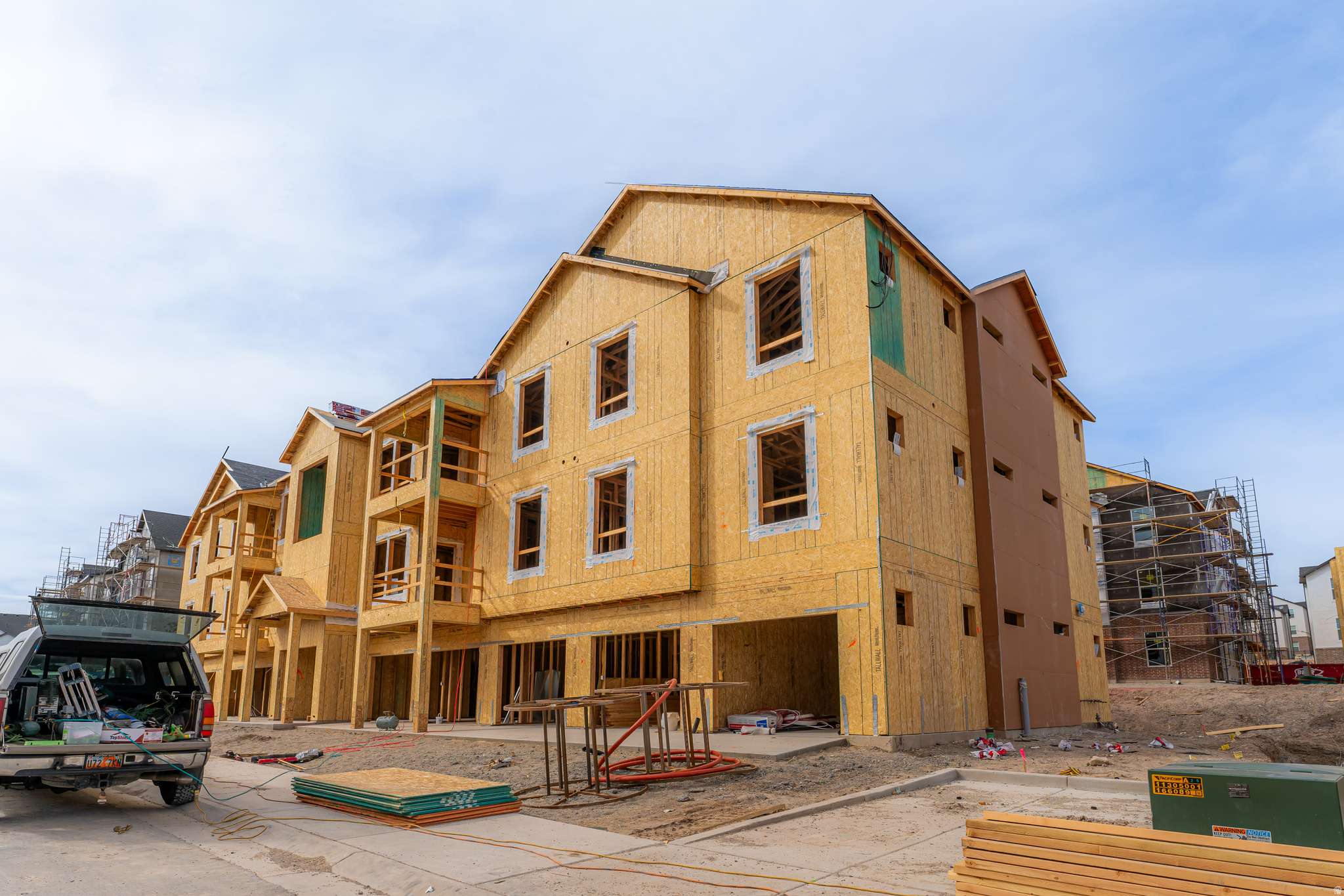 Saratoga Springs, UT 84045,855 N PUGH LN #N102