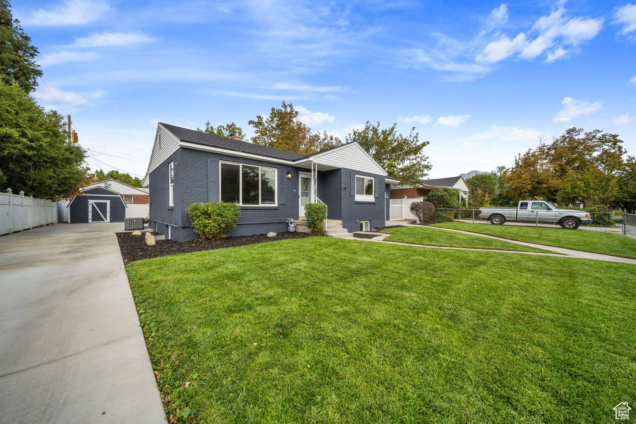 Murray, UT 84107,421 E SAUNDERS ST