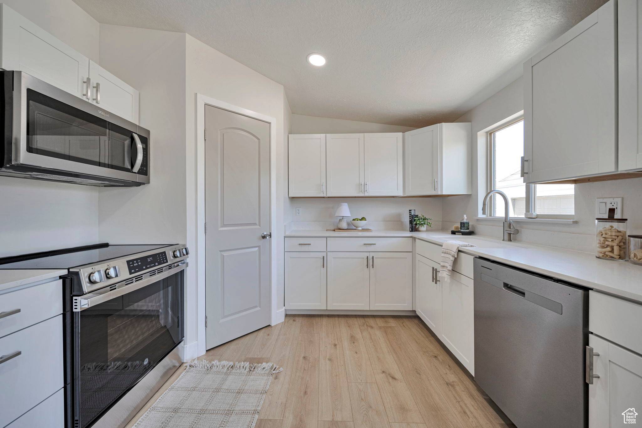 Taylorsville, UT 84129,1998 W THECKSTON RD