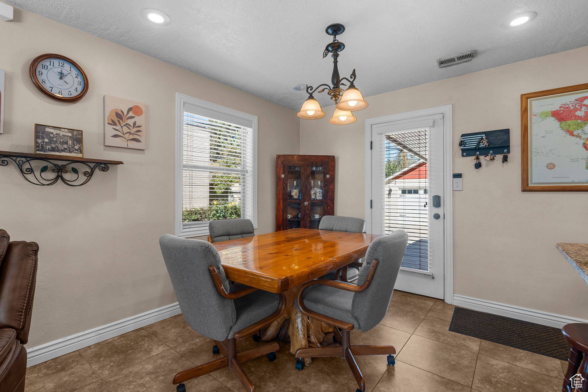 Salt Lake City, UT 84108,2125 E LOGAN AVE