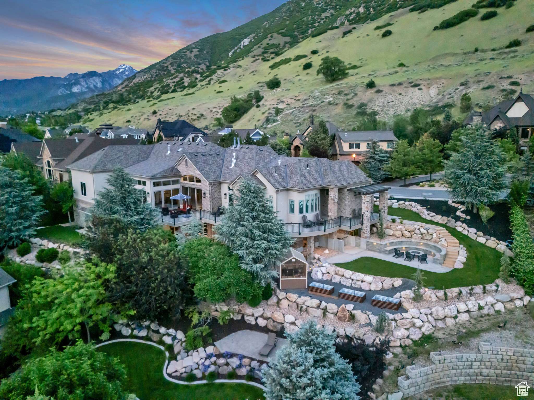 Draper, UT 84020,12838 S HICKORY RIDGE LN E