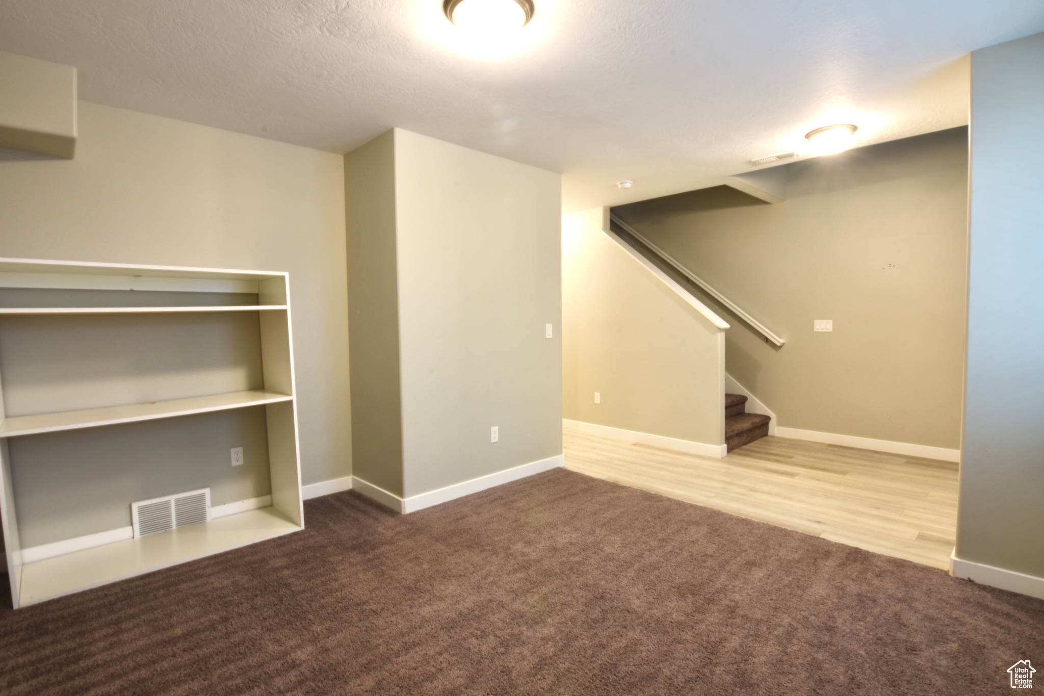 Bluffdale, UT 84065,15152 S WILD HORSE WAY W