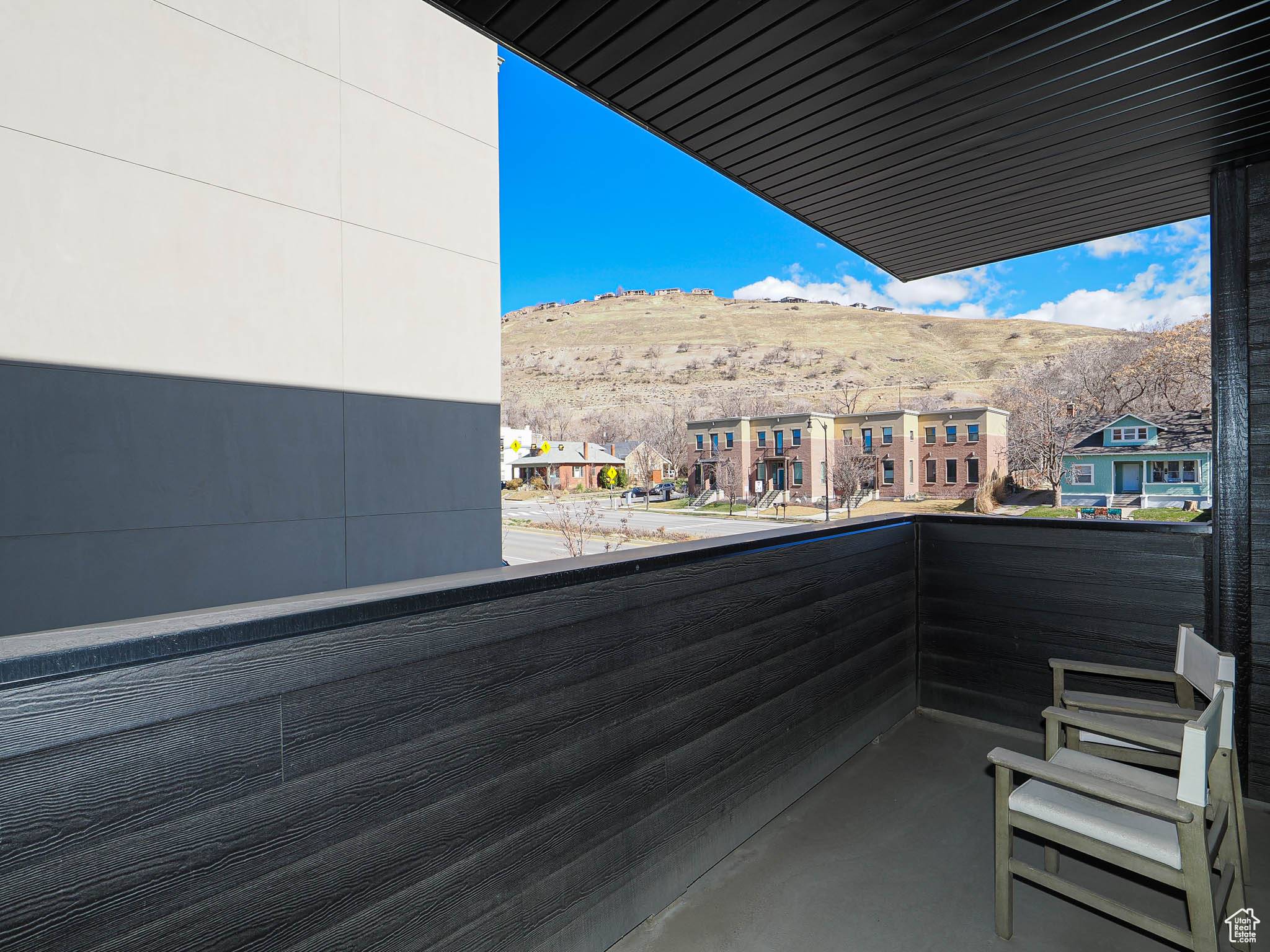 Salt Lake City, UT 84103,723 N 300 W #1