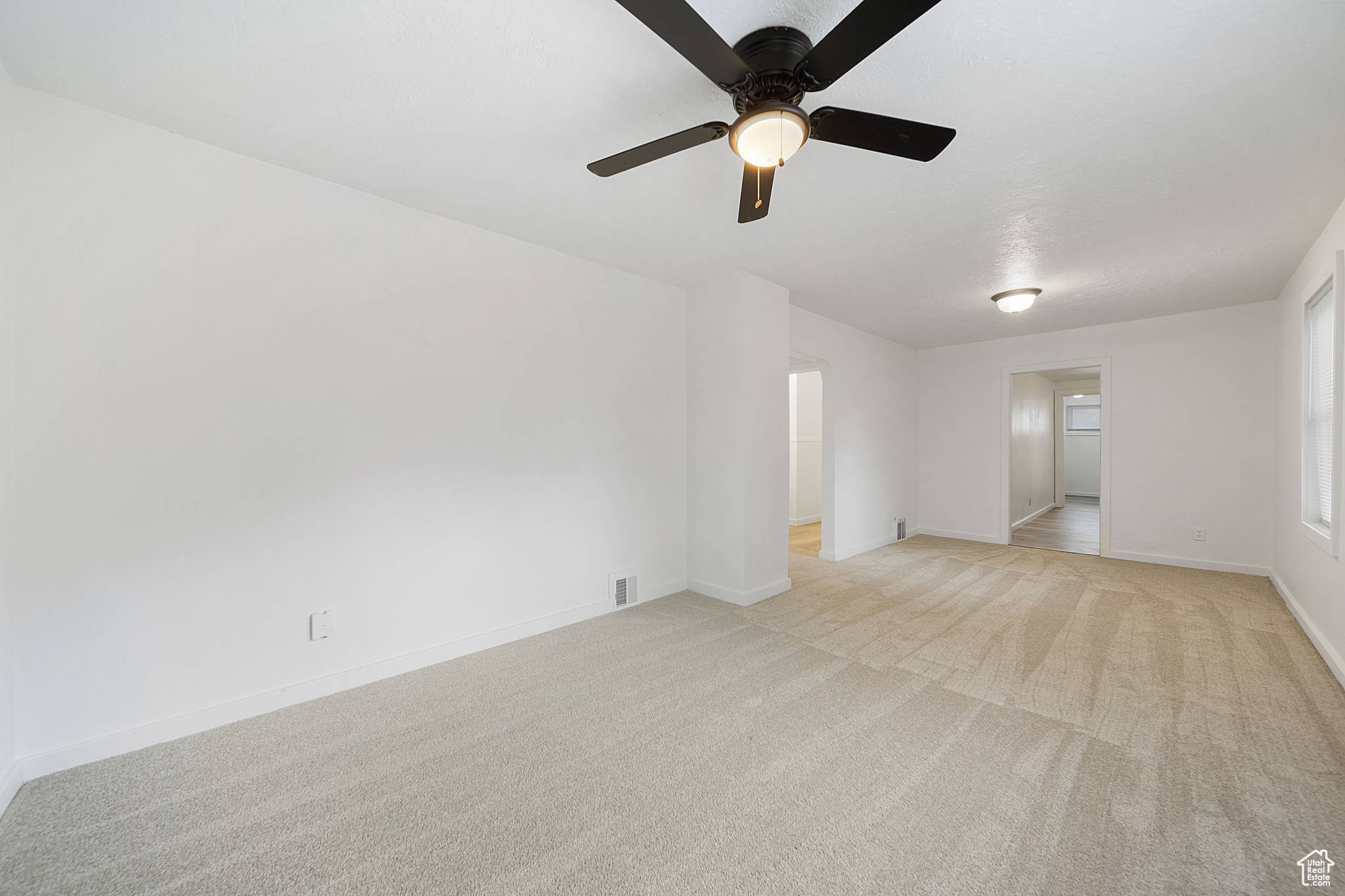 Magna, UT 84044,2827 S 8650 W