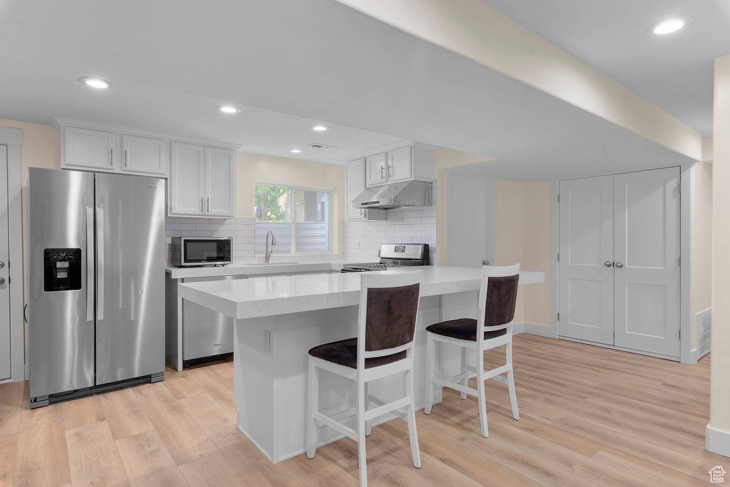 Sandy, UT 84070,10454 S GOLDEN WILLOW DR E