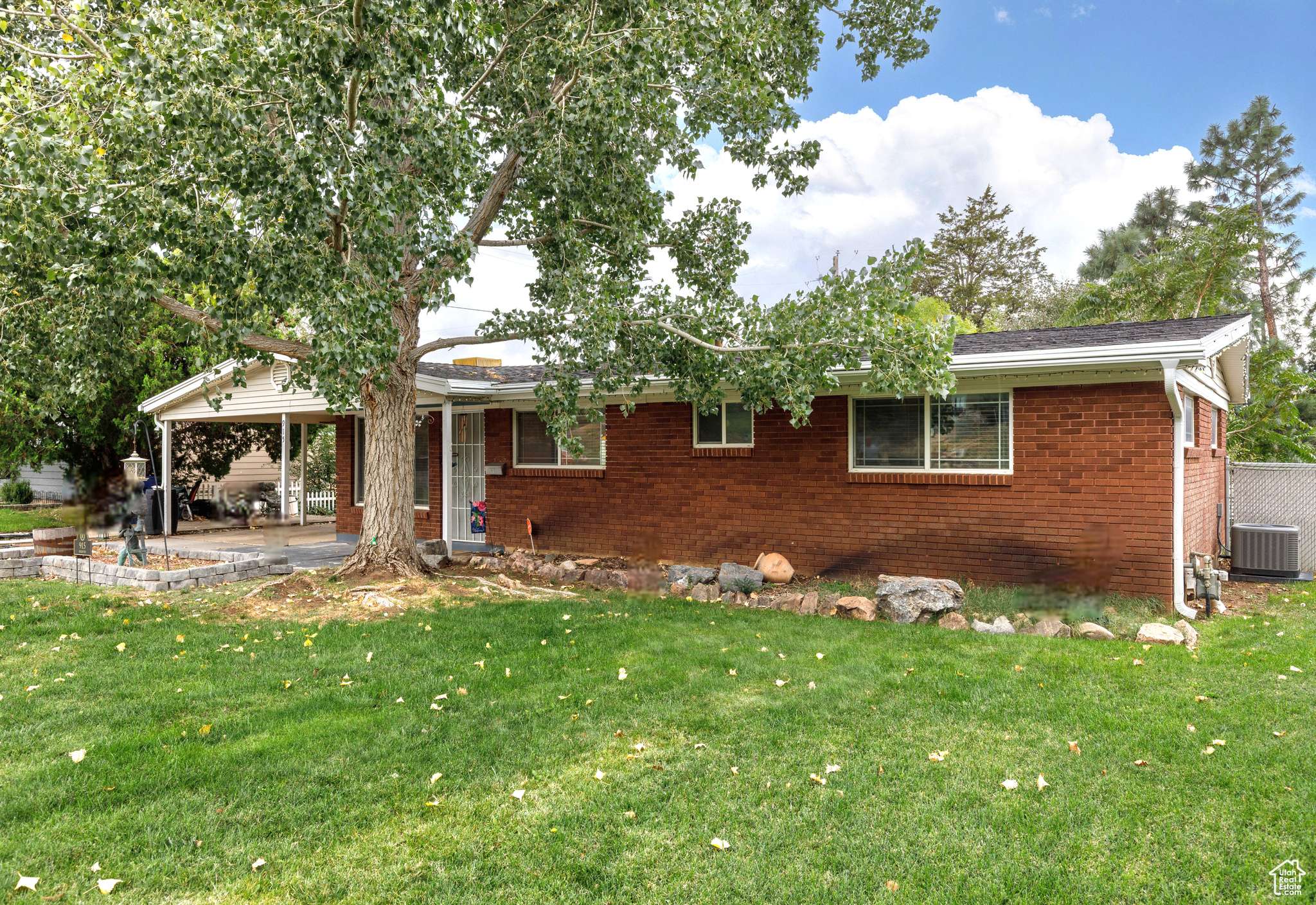 Ogden, UT 84404,915 HISLOP DR