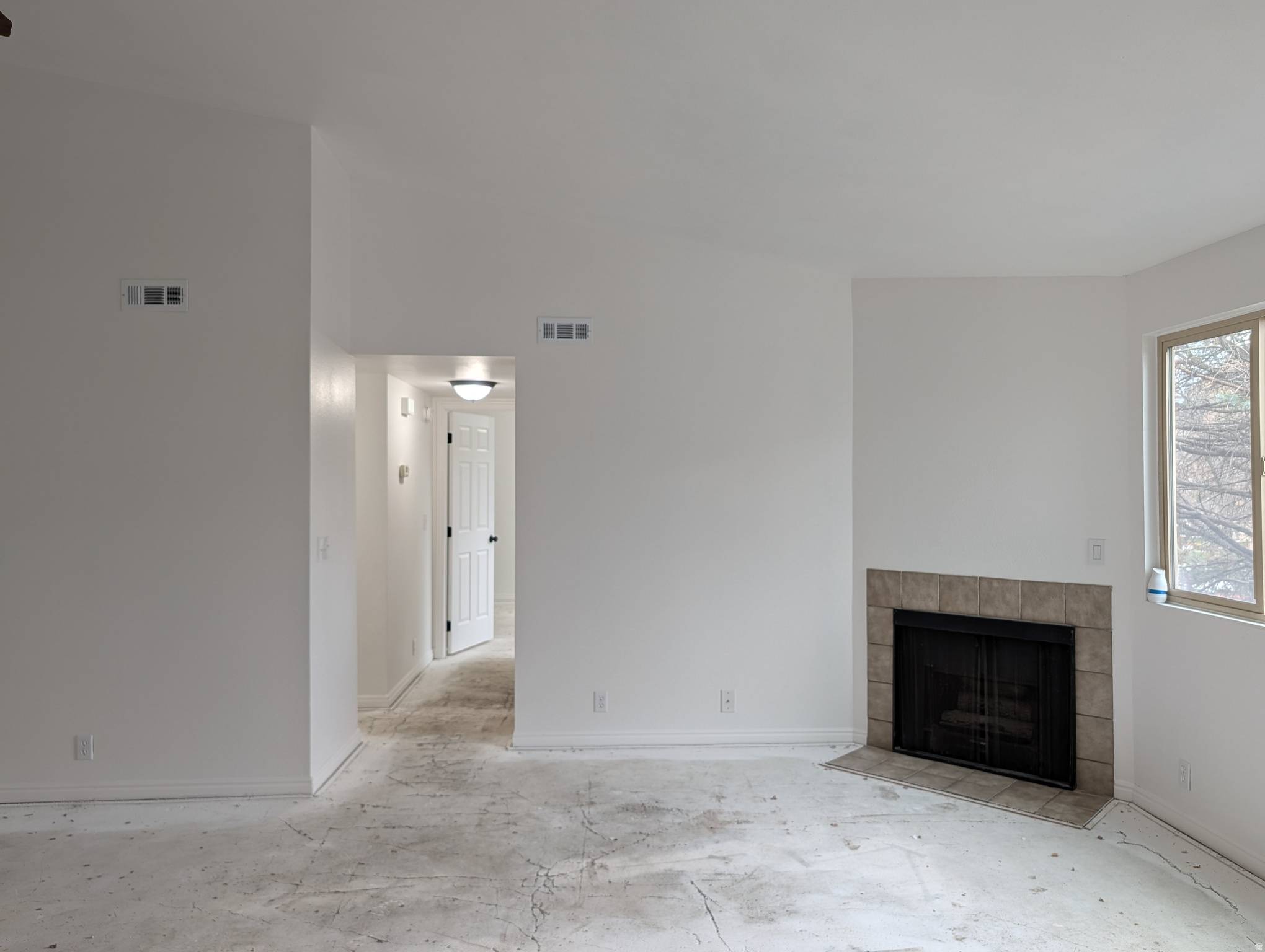 Midvale, UT 84047,955 E CREEKHILL LN #31