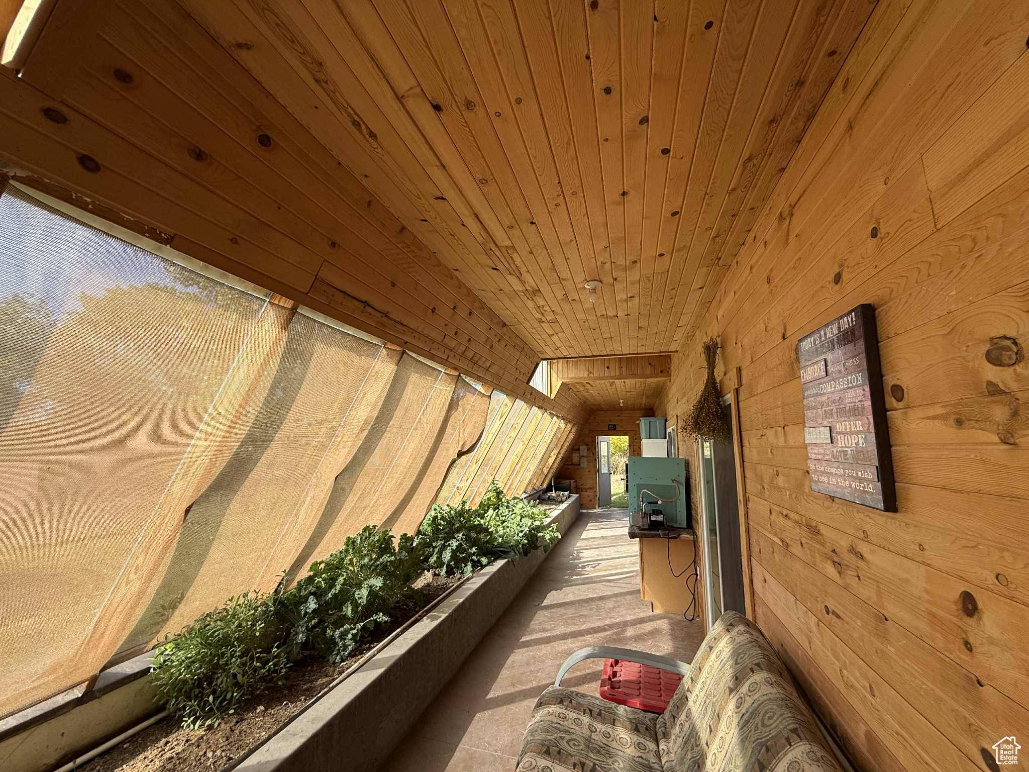 Huntington, UT 84528,790 W 1000 S