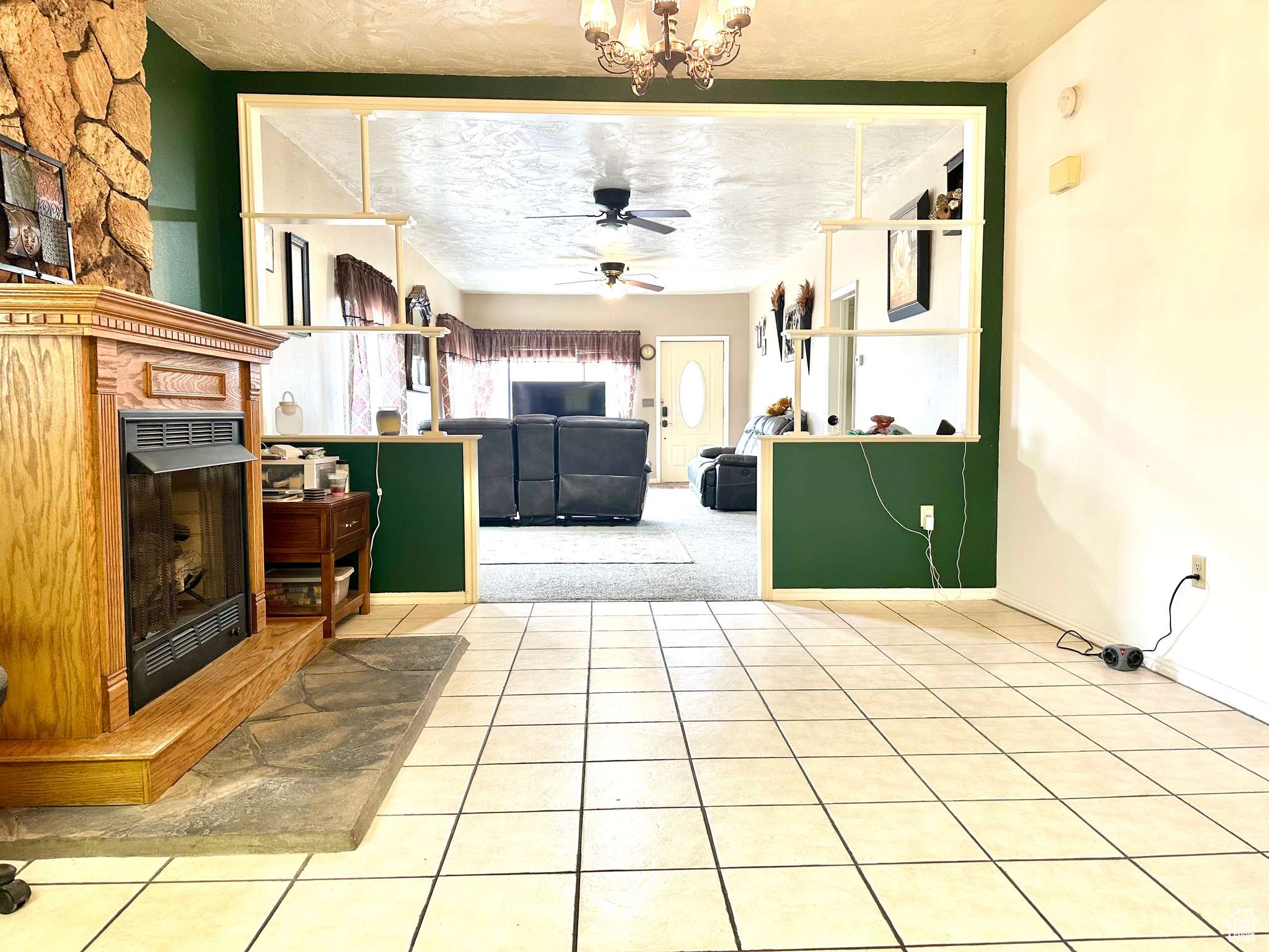 Vernal, UT 84078,439 E 400 S