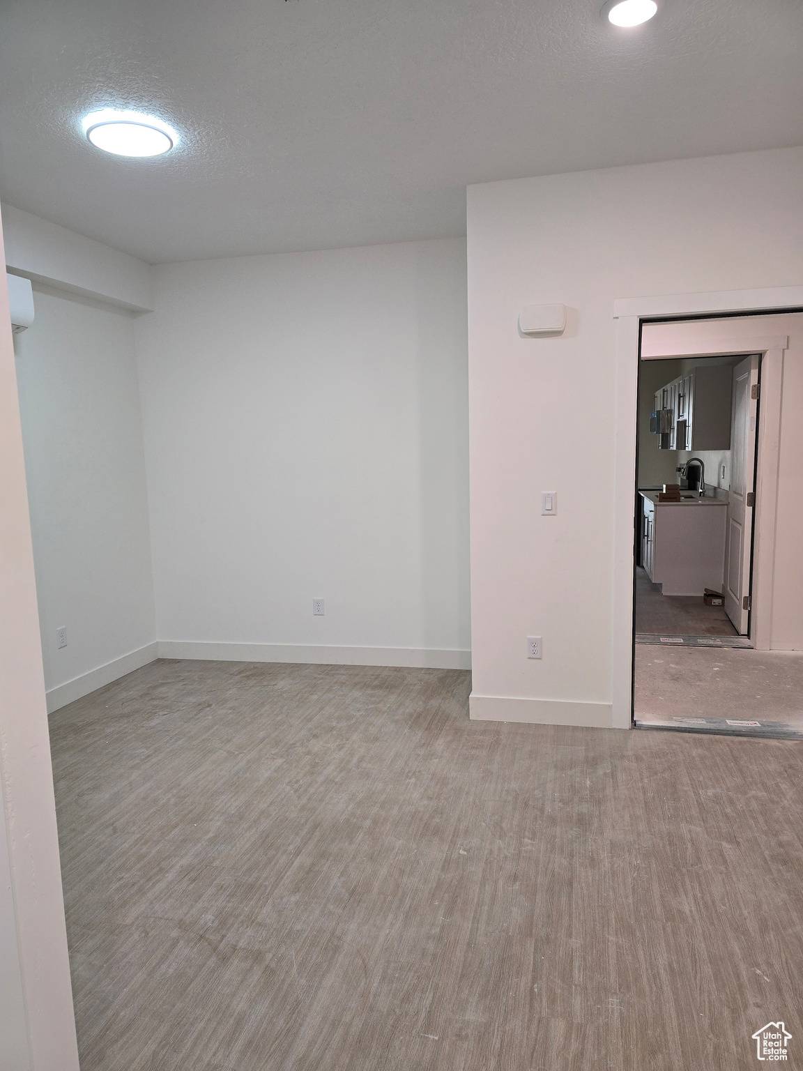 Sunset, UT 84015,2085 N MAIN ST #409