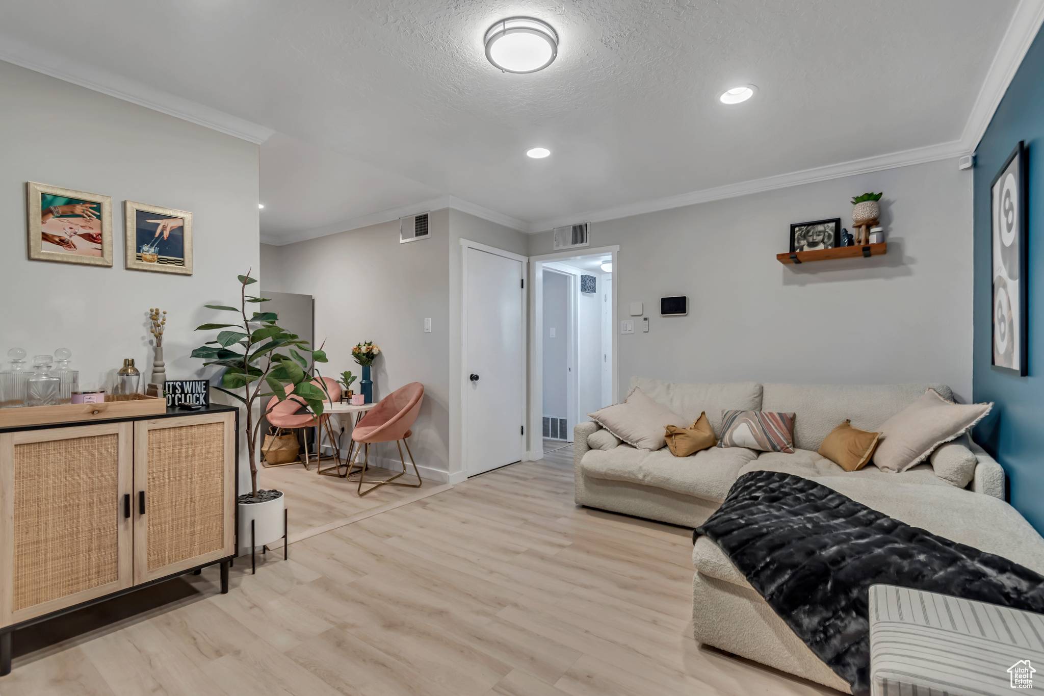 Salt Lake City, UT 84109,2070 E 3335 S #32