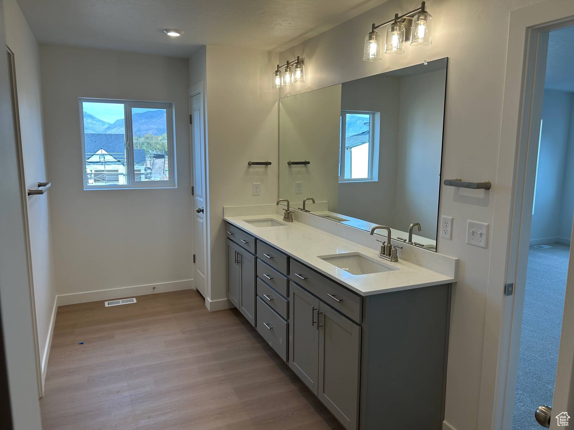 Riverdale, UT 84405,946 W COLUMBIA CT S #107