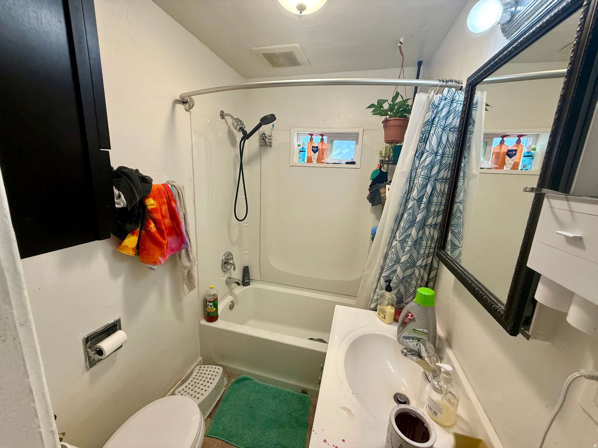 Ogden, UT 84403,649 E HEALY ST