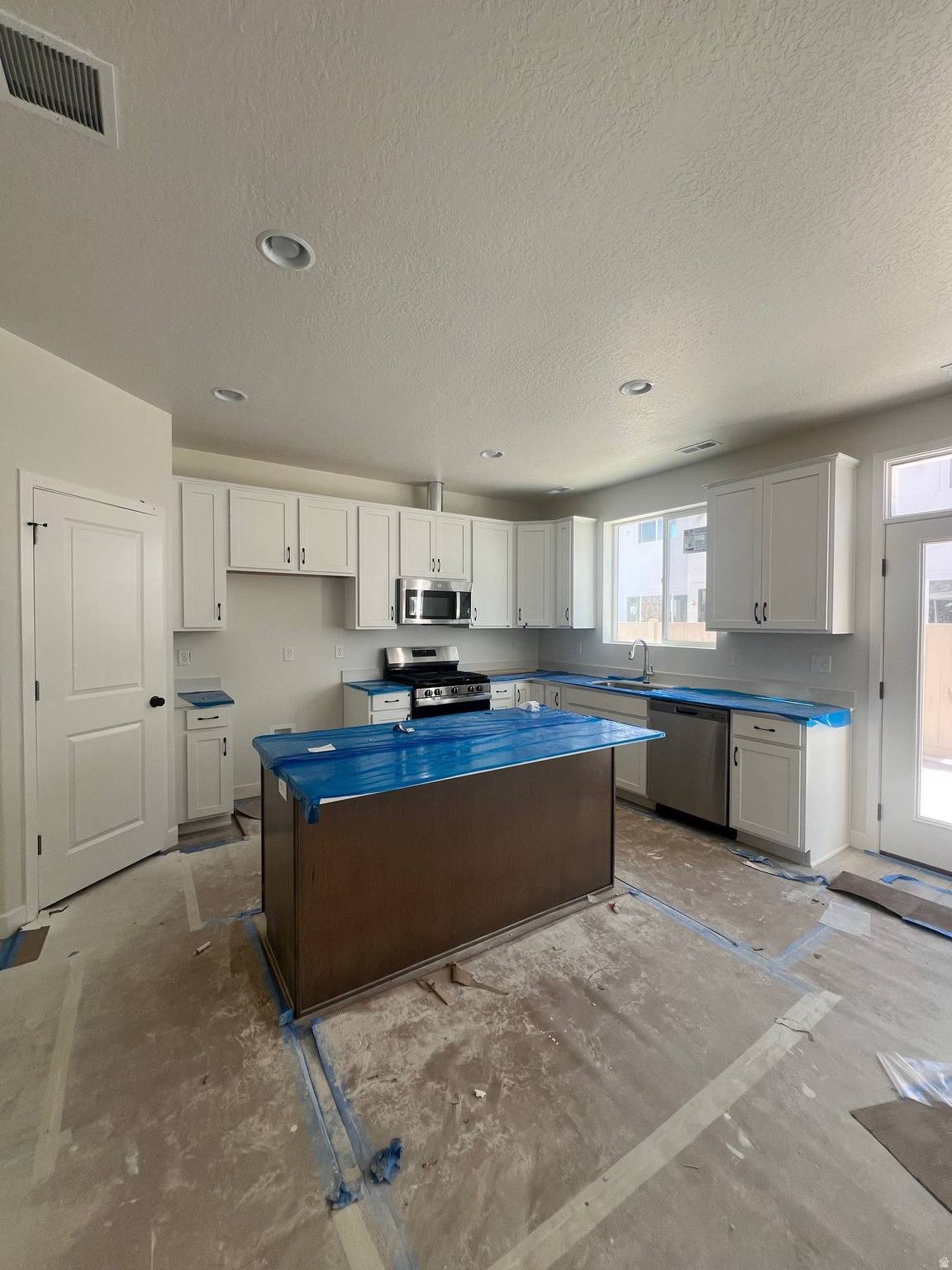 Clinton, UT 84015,2619 N 2080 W #177