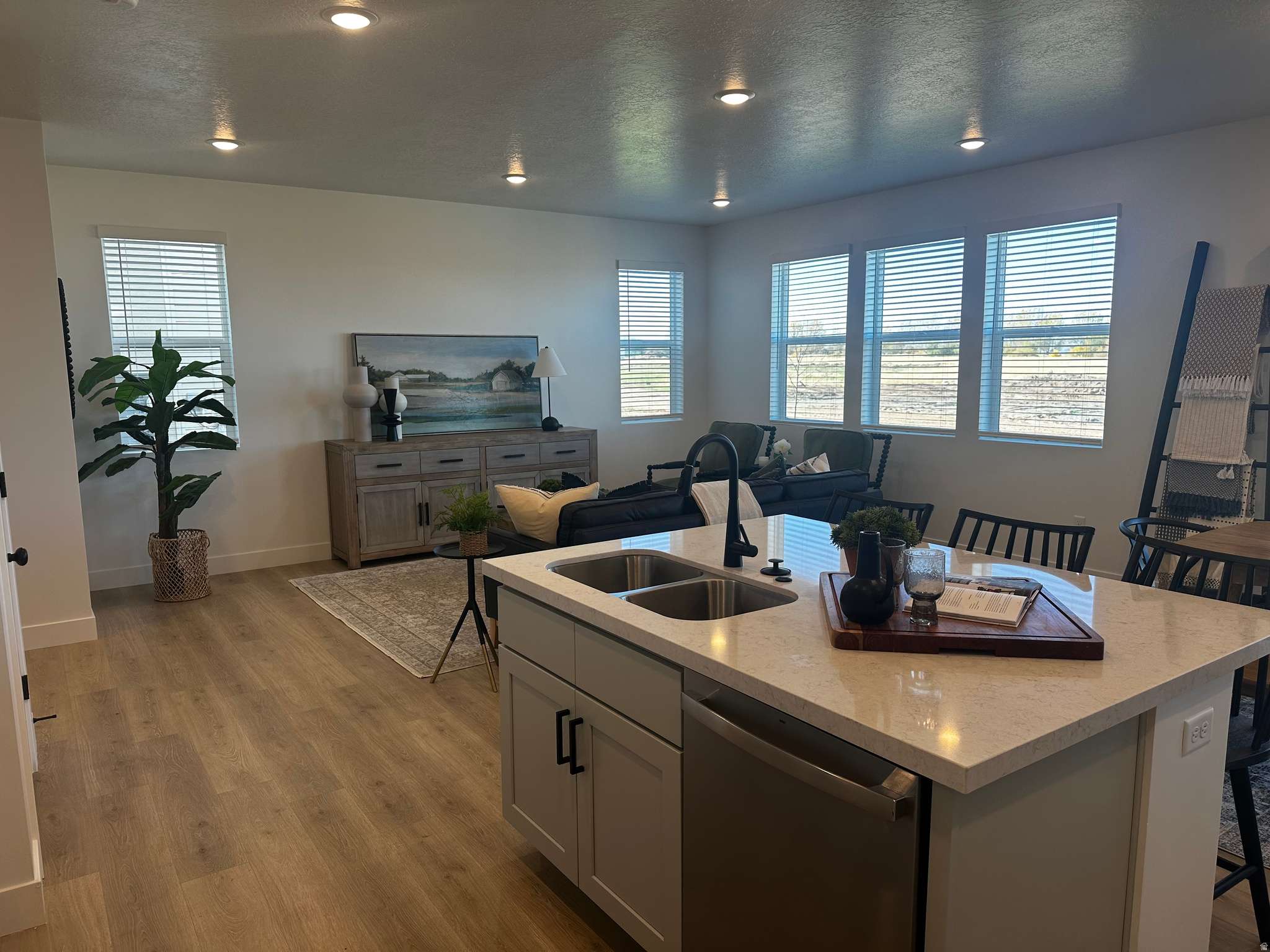 Mapleton, UT 84664,18 S LUNAR WAY