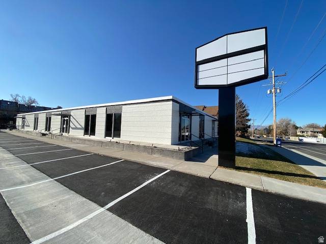 Murray, UT 84121,1252 E VINE ST #1252