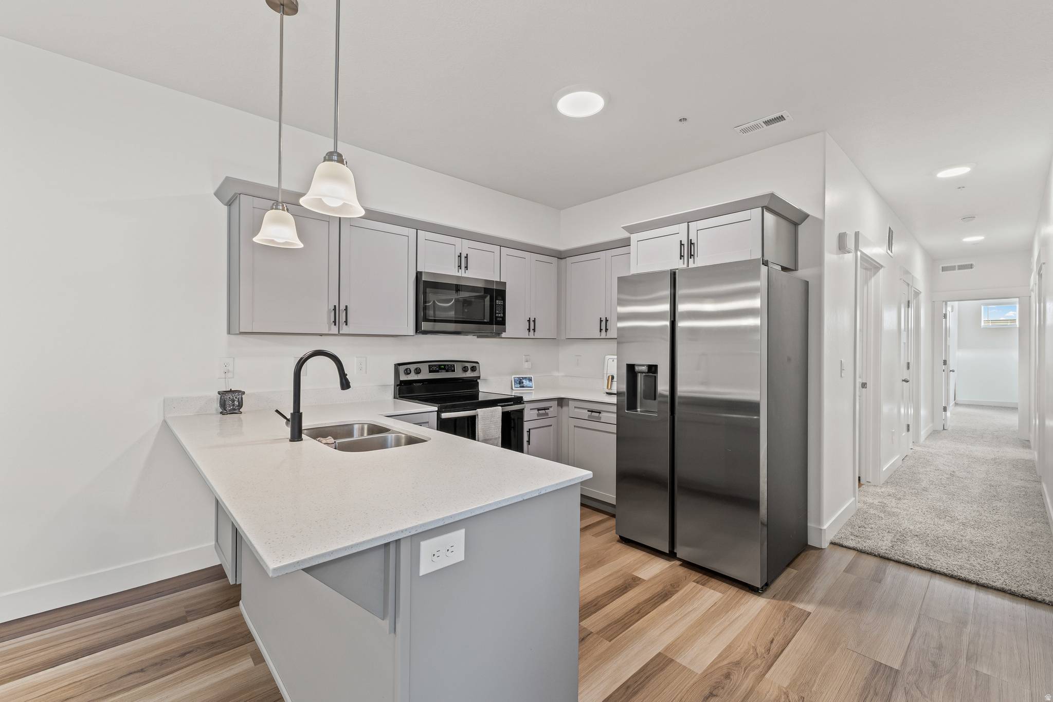 Riverton, UT 84096,13528 S COMMODUS DR W #202