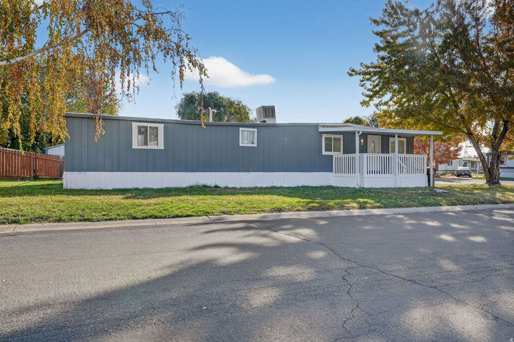 Clearfield, UT 84015,1350 W 300 N #29