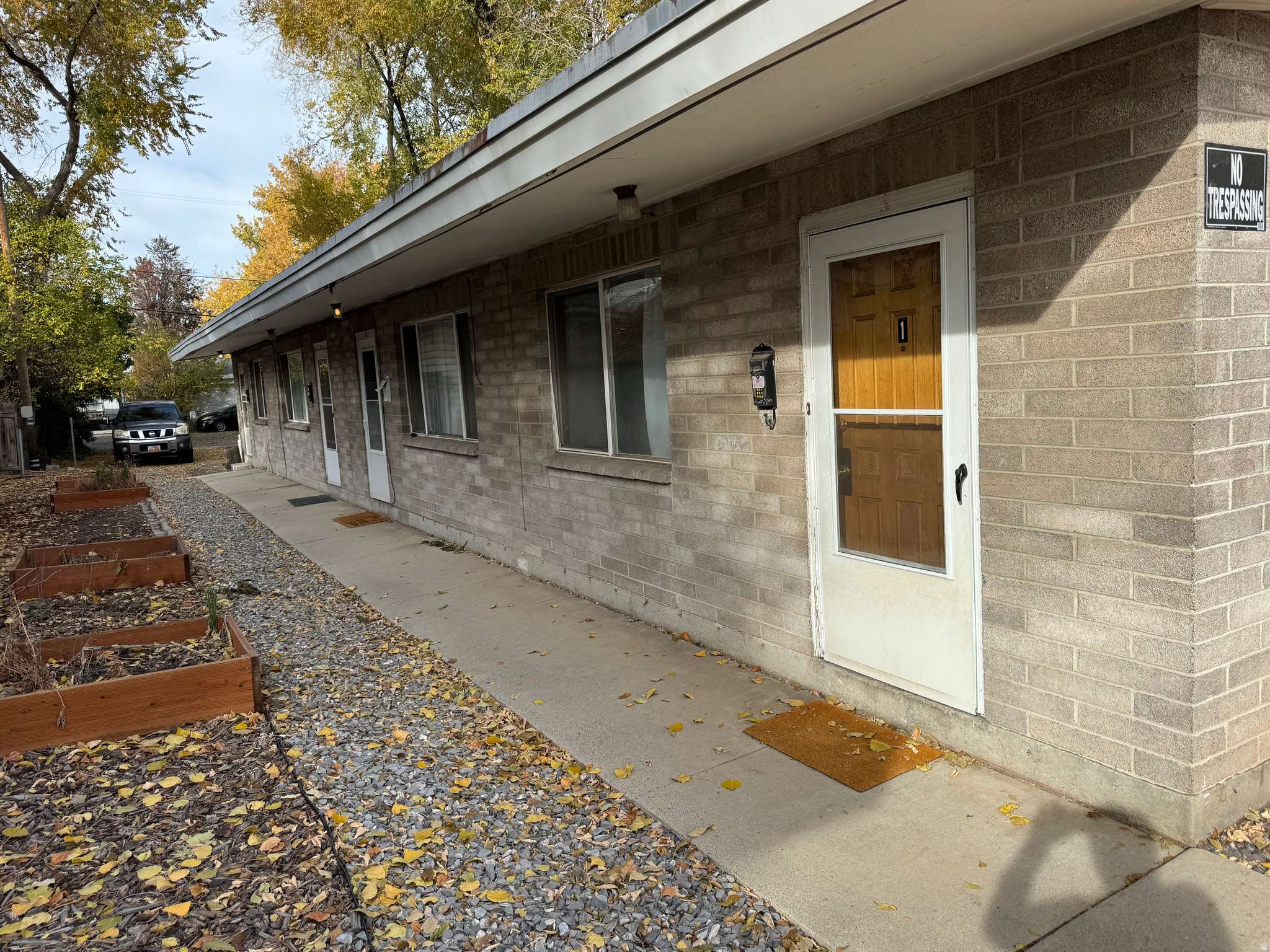 Salt Lake City, UT 84105,1374 S 600 E #1-4