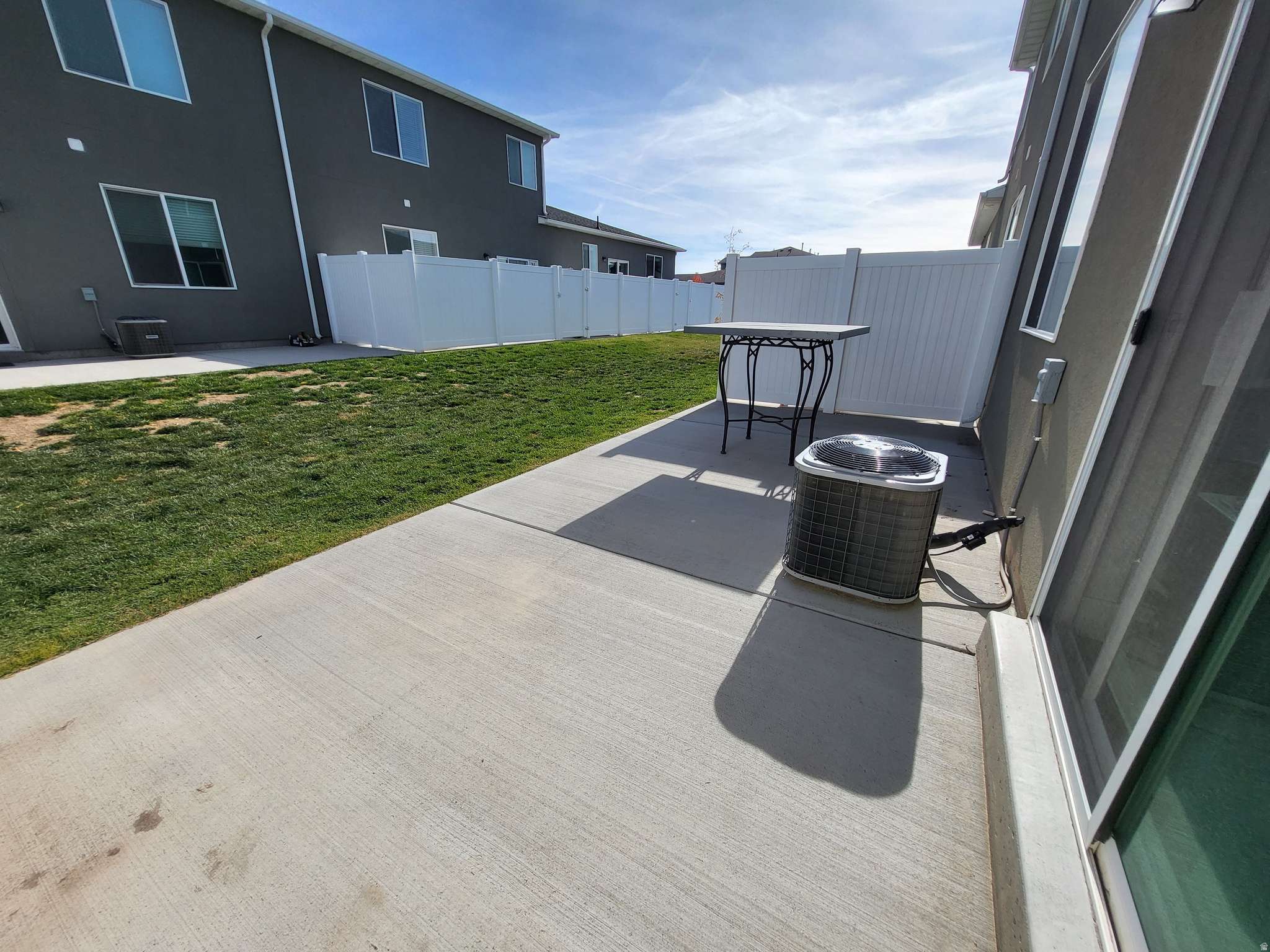 Tremonton, UT 84337,250 W 1200 S #99