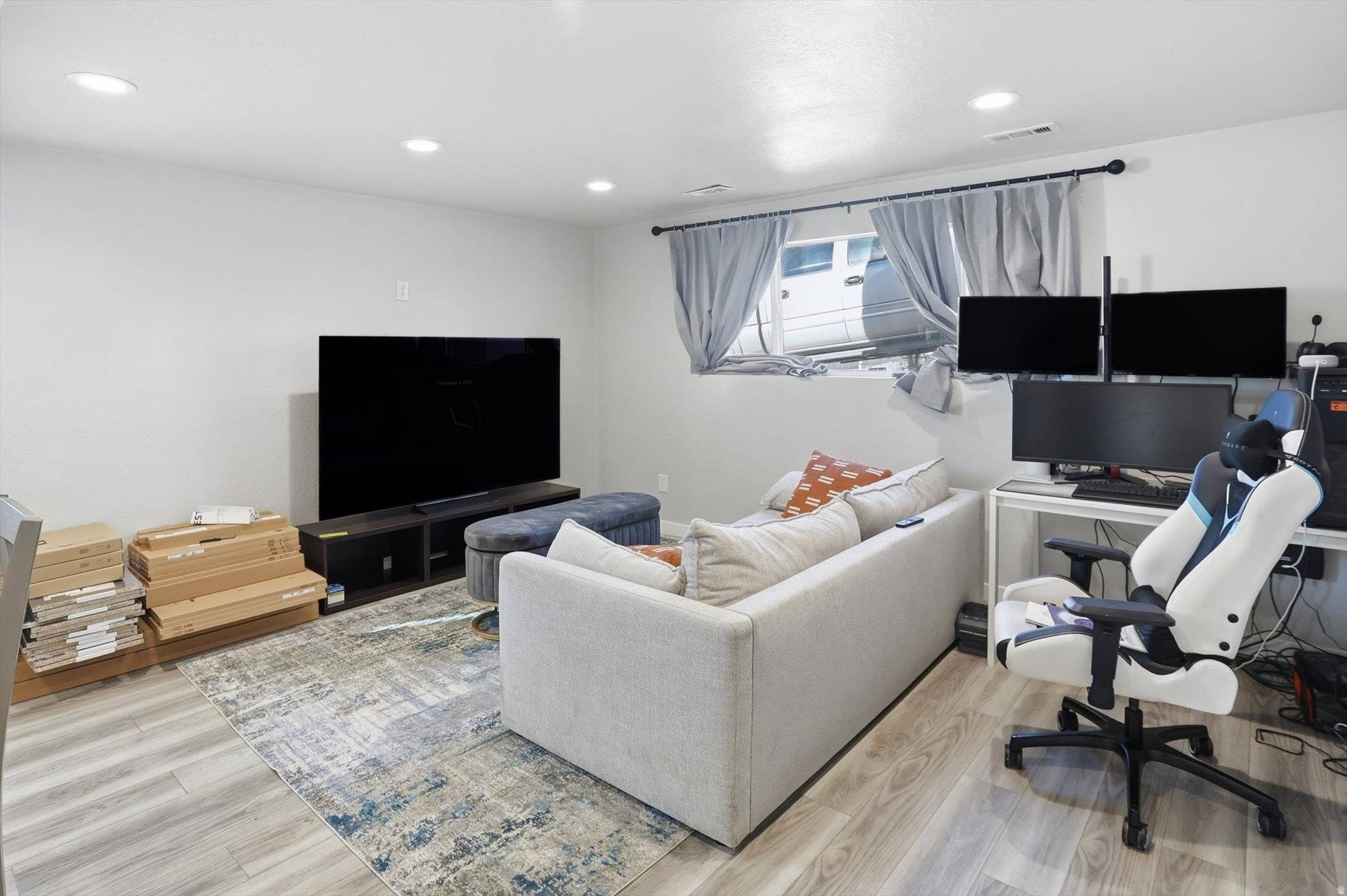 Layton, UT 84041,3306 N FAIRFIELD RD