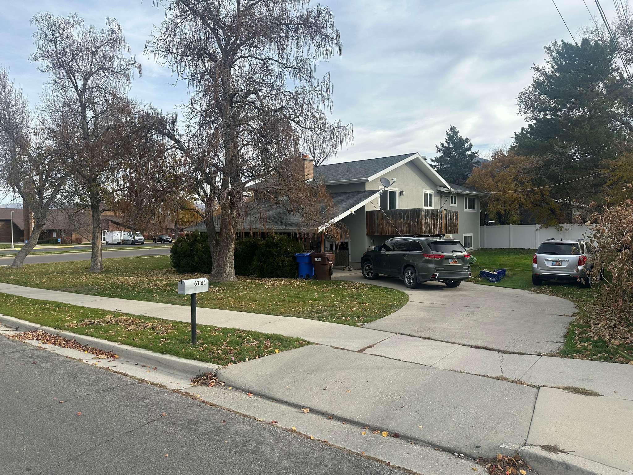 Midvale, UT 84047,512 E LARCHWOOD DR