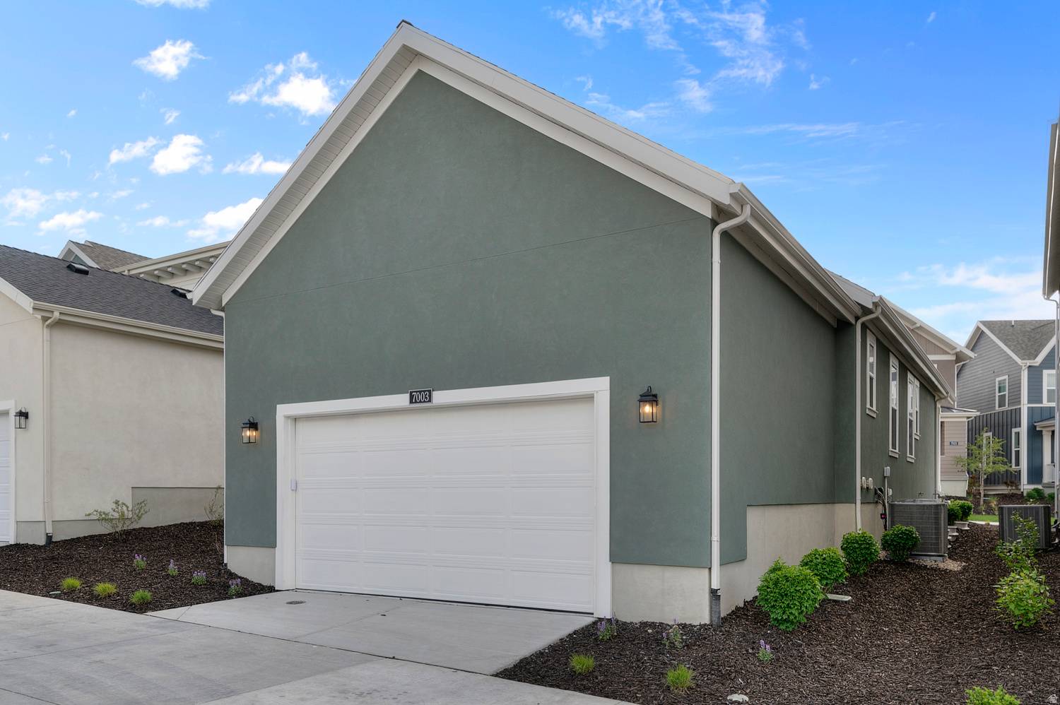 South Jordan, UT 84009,7003 W GRANBURY DR