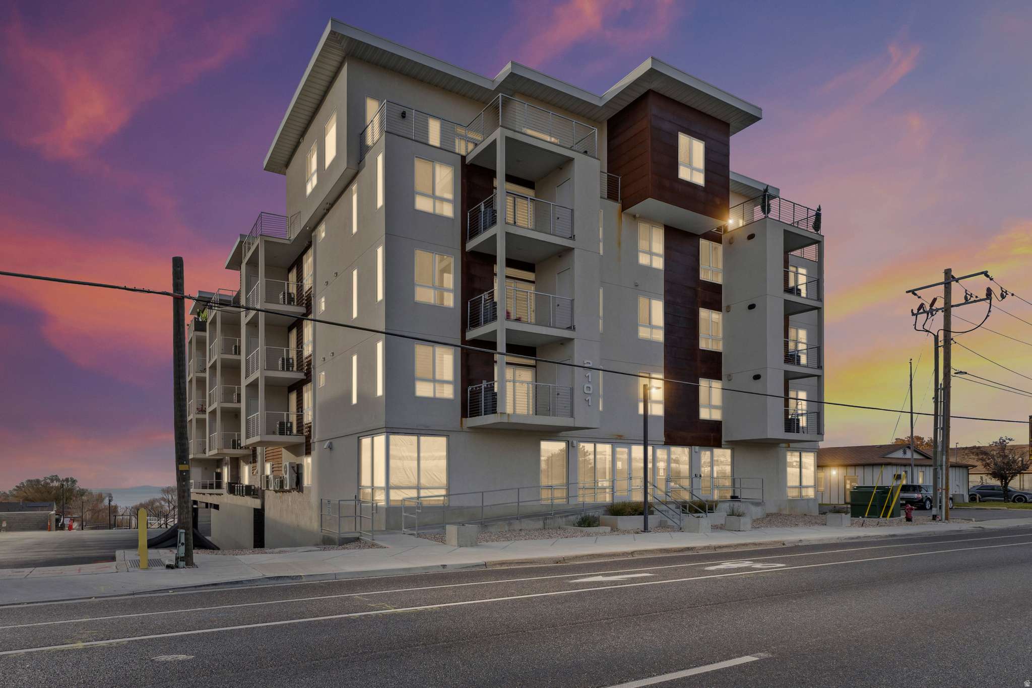 Sunset, UT 84015,2101 N MAIN ST #203