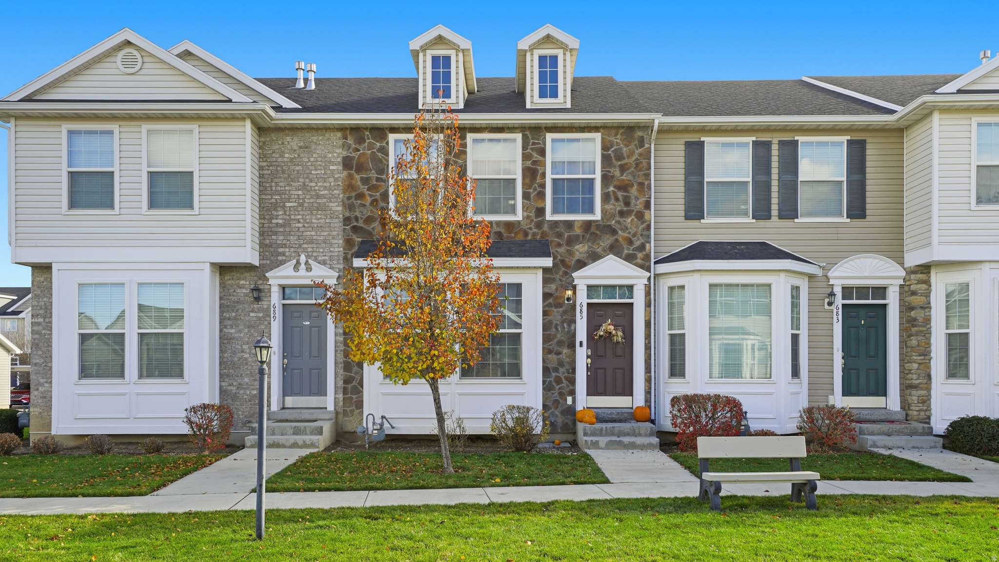 Salem, UT 84653,685 N 220 E