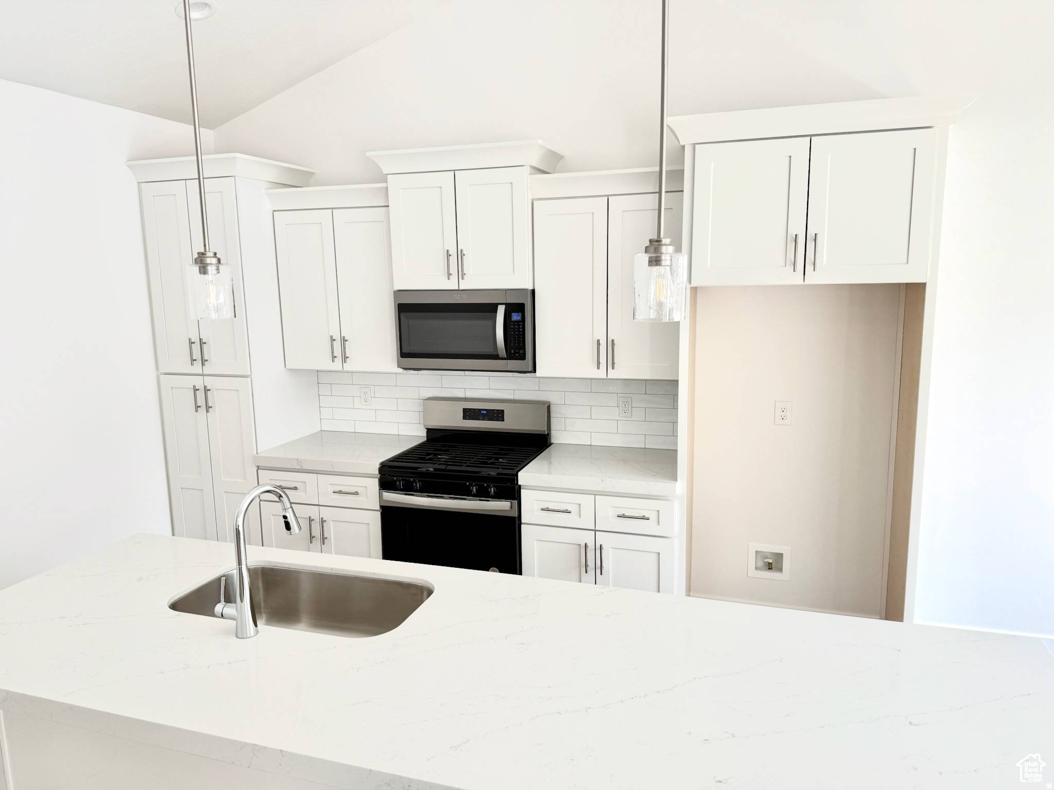 Midvale, UT 84047,7340 S SEVEN TREE LN. #76