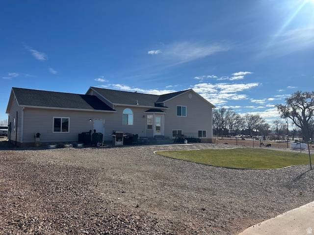 Roosevelt, UT 84066,915 N 3000 W