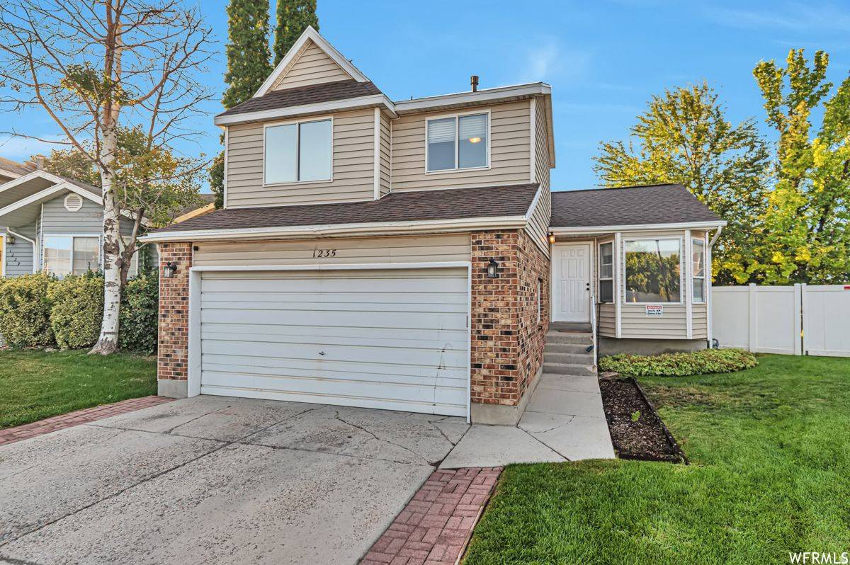 West Jordan, UT 84084,1235 W ATHLEEN DR