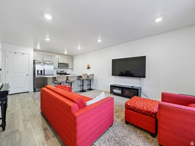 Magna, UT 84044,8468 W MEADOW BANK WAY S