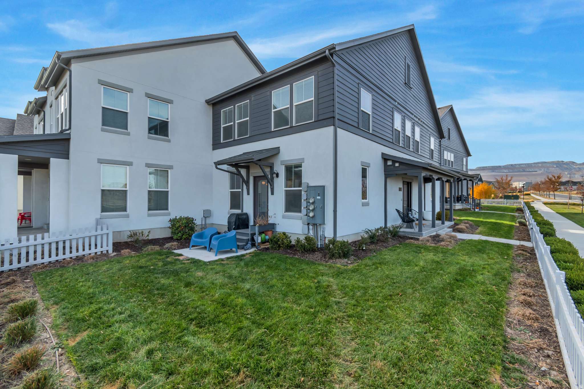 South Jordan, UT 84009,5959 W LAKE AVE