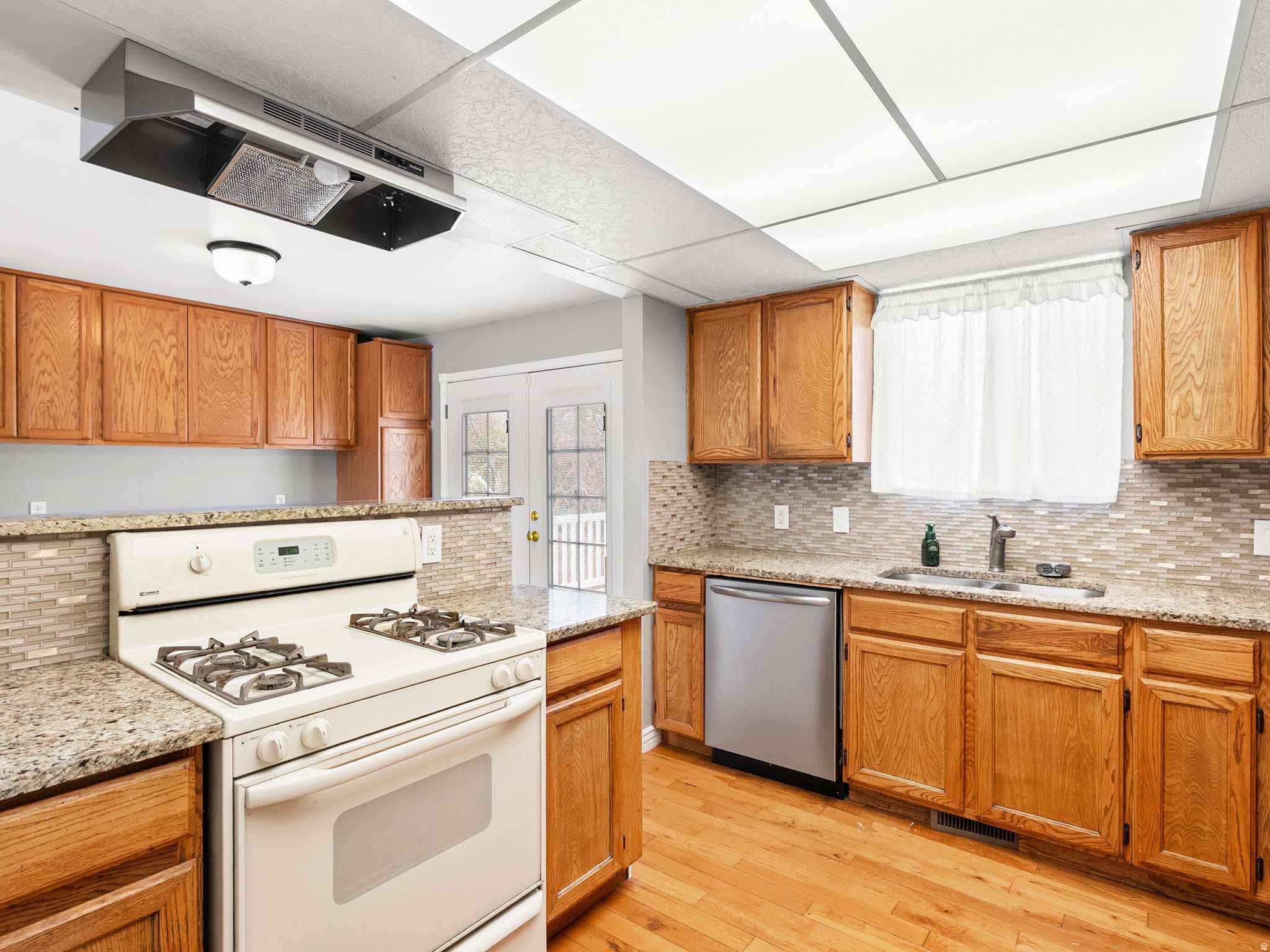 Kearns, UT 84118,5352 W WESTSLOPE DR