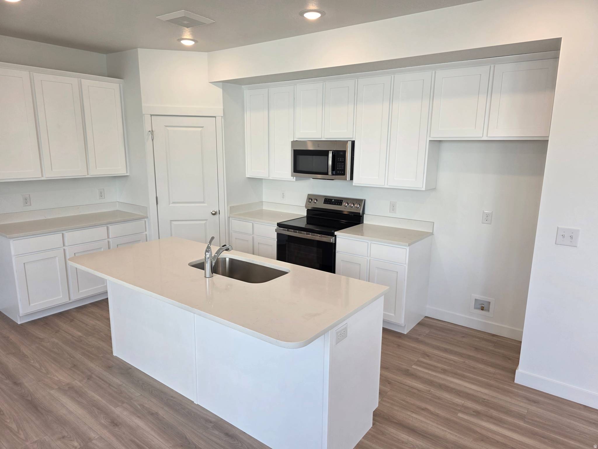 Payson, UT 84651,1334 N 1400 E #03-09