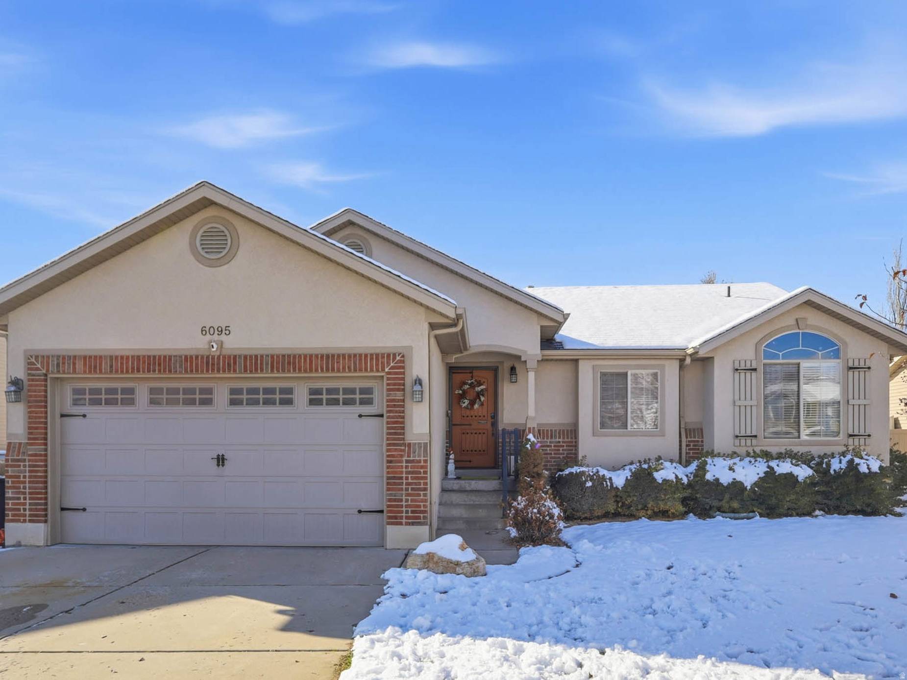 South Ogden, UT 84405,6095 S 1250 E