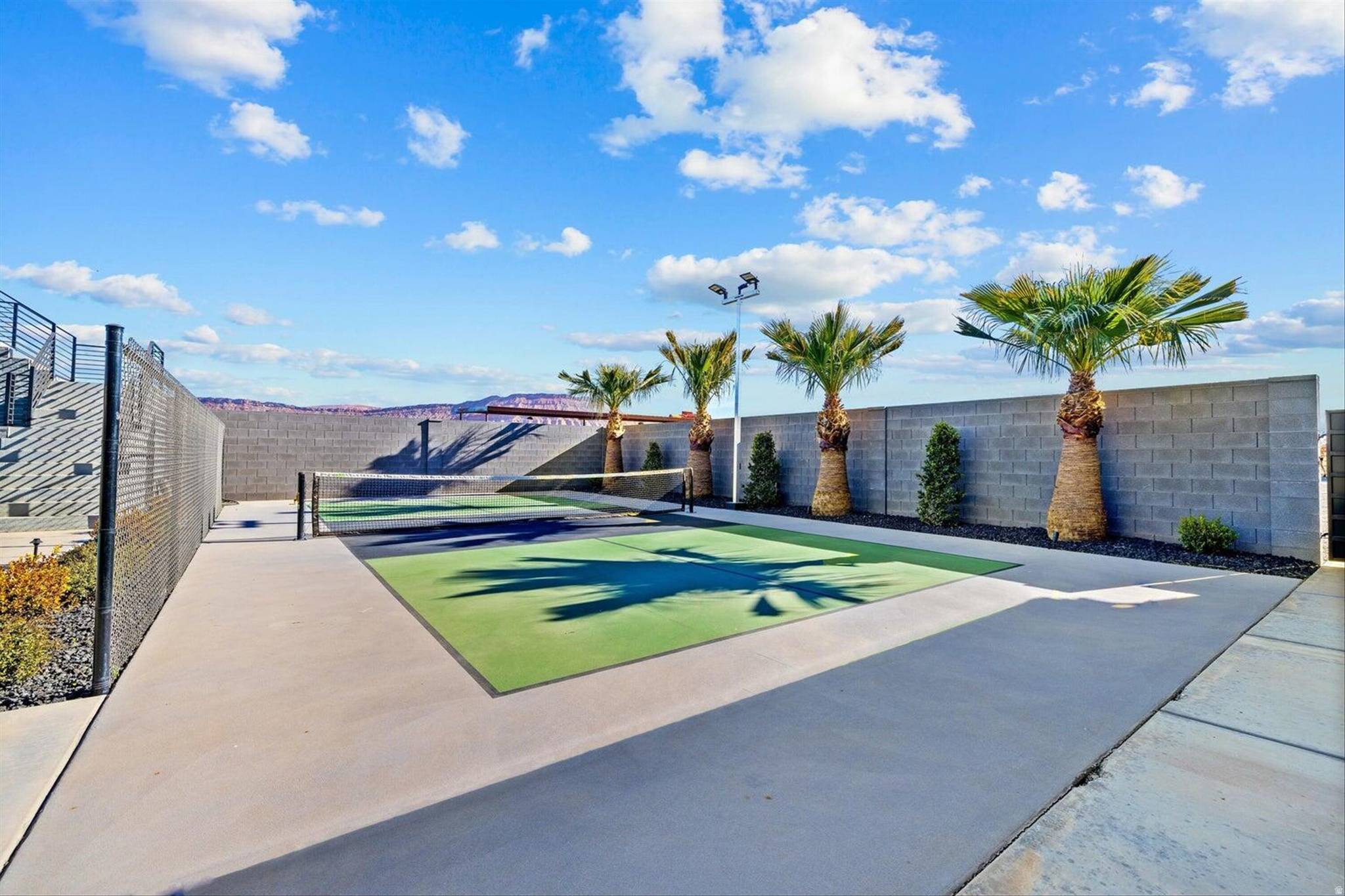 Washington, UT 84780,646 E PINE ST