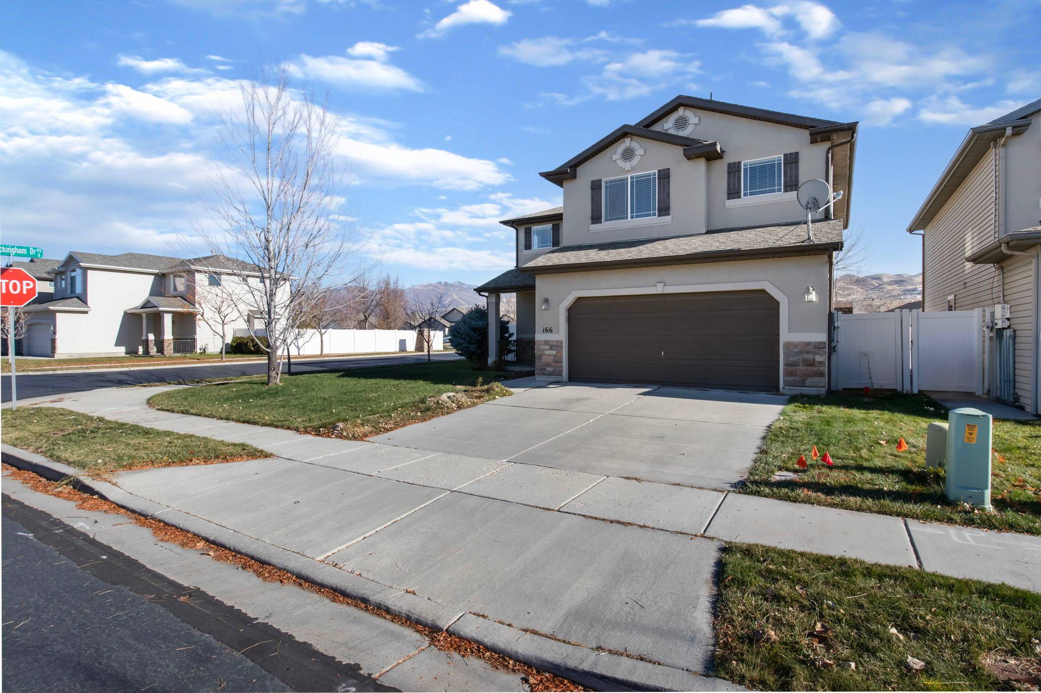 North Salt Lake, UT 84054,166 WALTON CT