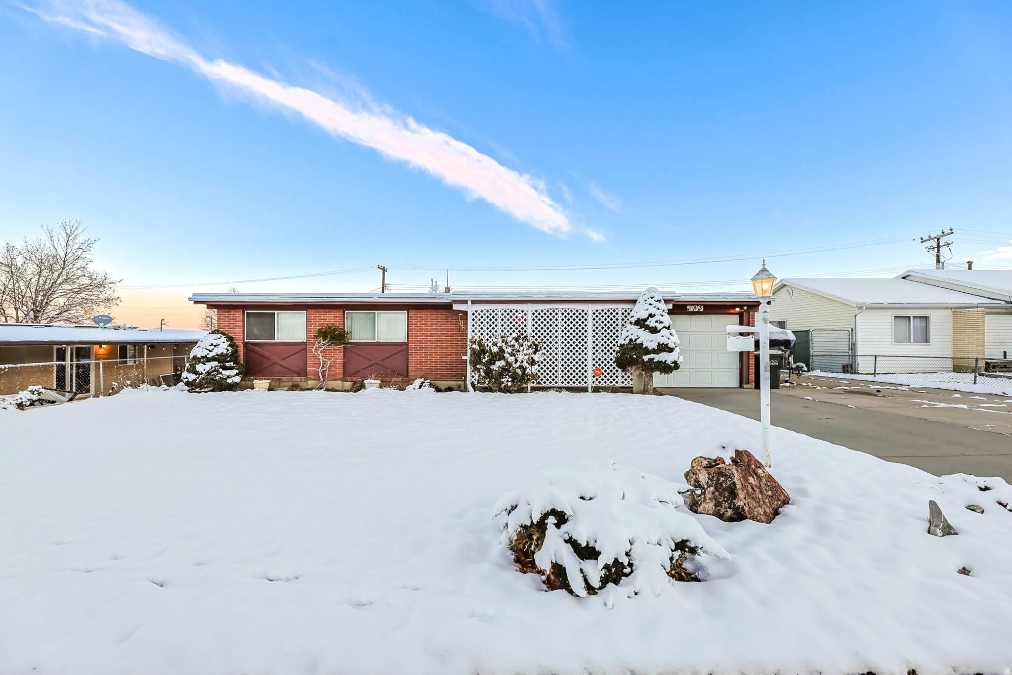 Tooele, UT 84074,185 CREST CIR