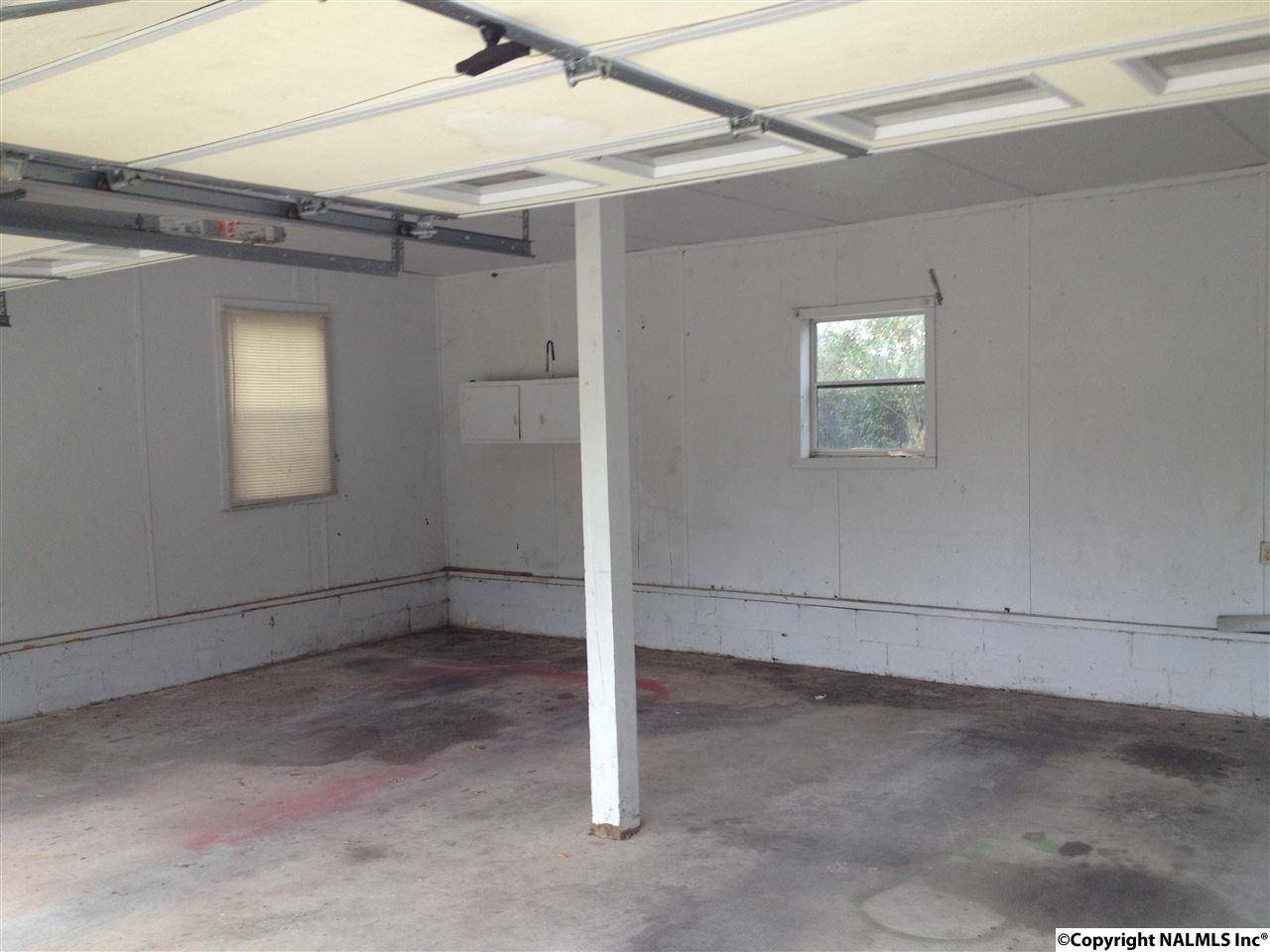 Muscle Shoals, AL 35661,1601 Fort Avenue