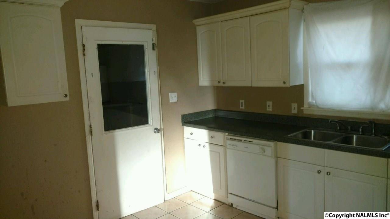 Huntsville, AL 35810,3306 Deerfield Road