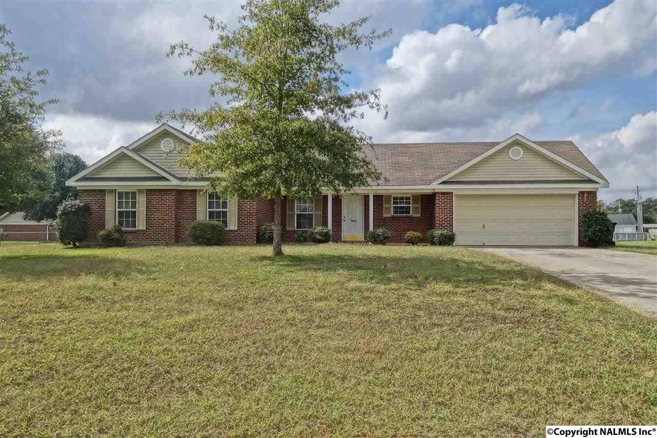 New Market, AL 35761,104 Short Track Drive